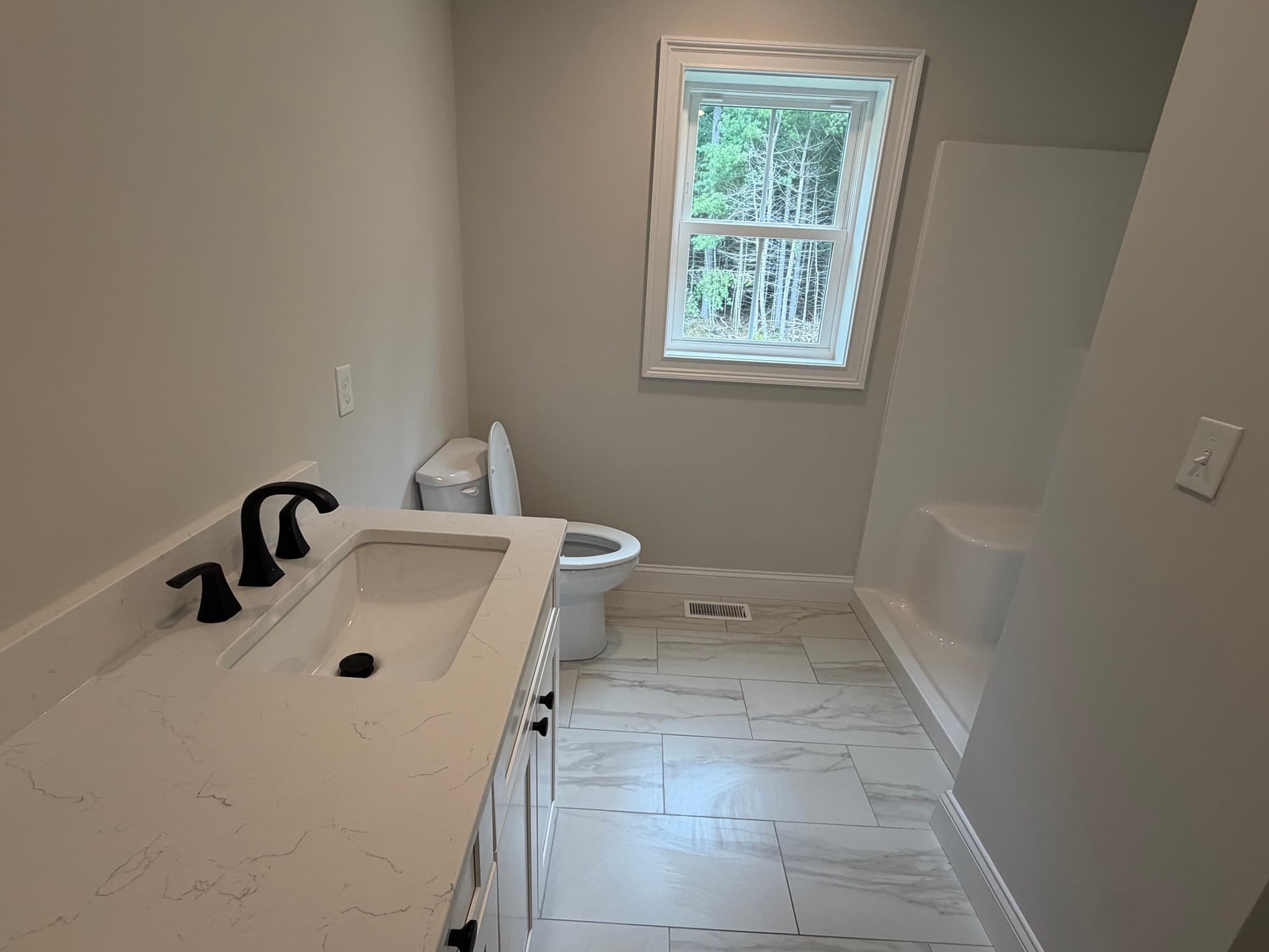 Single Family Residence at 10 Maple Hill Rd, Lakeville MA 02347, Lakeville, photo 16 of 30