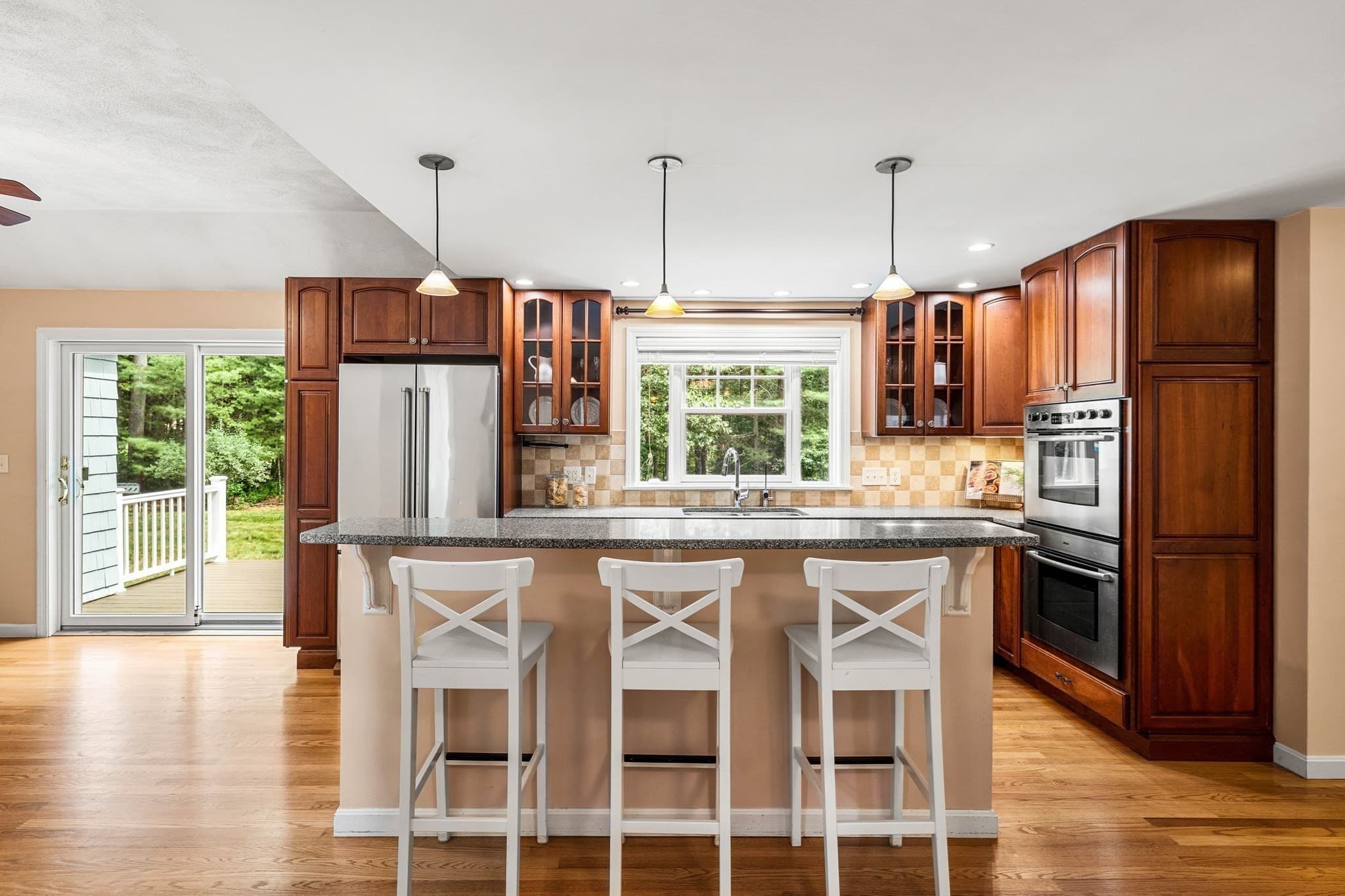 Single Family Residence at 132 Cold Spring Rd, Westford MA 01886, Westford, photo 6 of 42