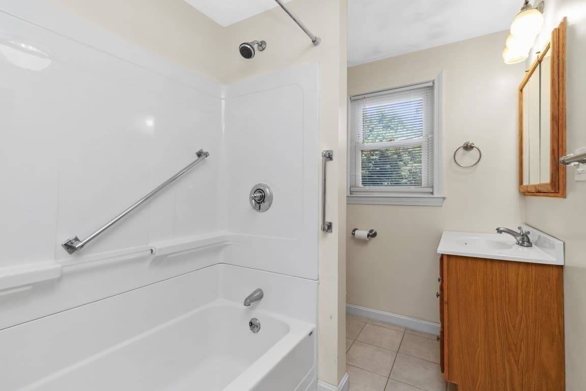 Single Family Residence at 2 Clark Circle, Randolph MA 02368, Randolph, photo 20 of 30