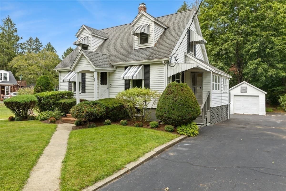 Single Family Residence at 48 Davis St, Taunton MA 02780, Taunton, photo 2 of 41