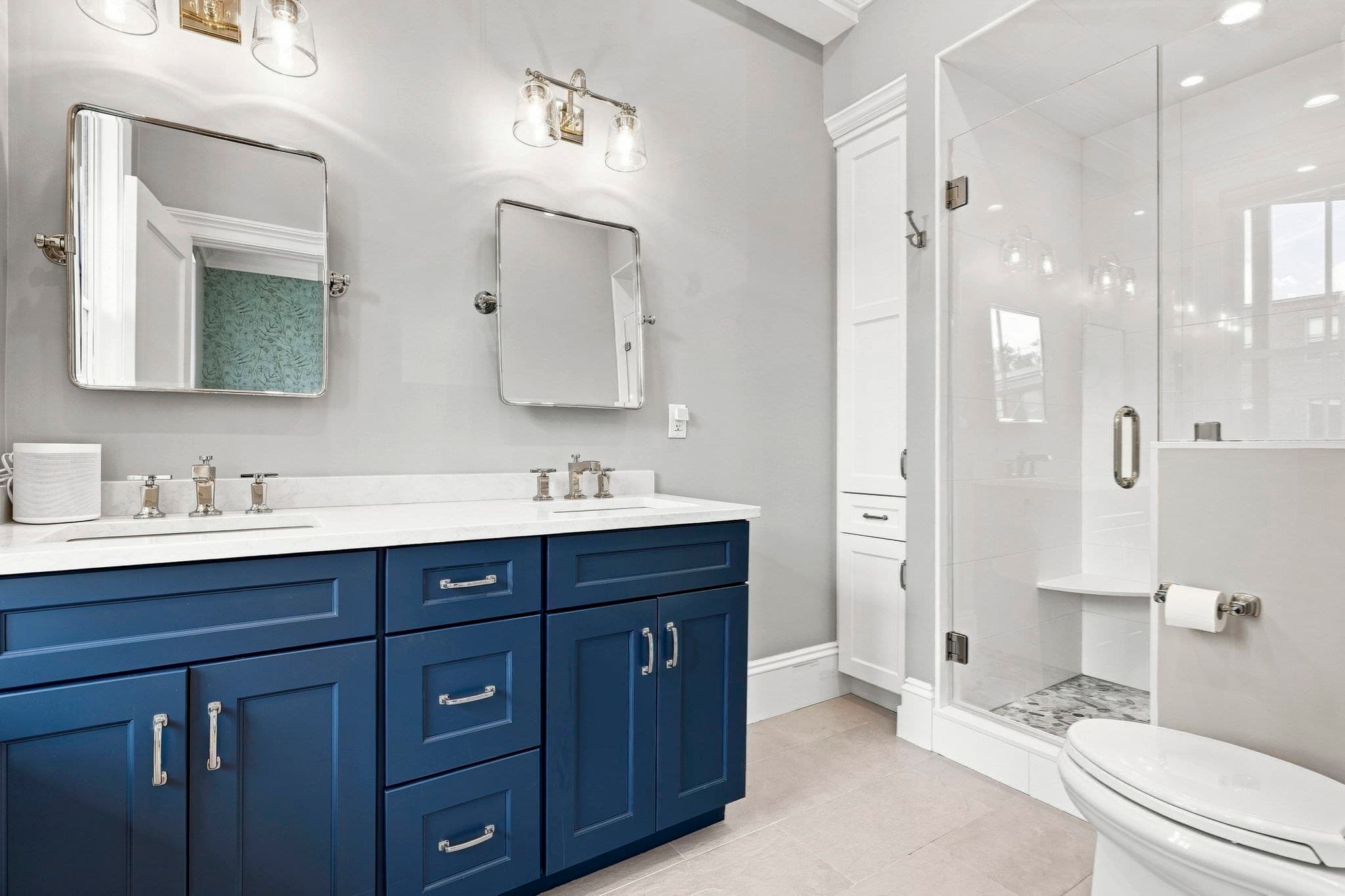 Condominium at 44 Rutland Sq # 2, Boston MA 02118, photo 9 of 12