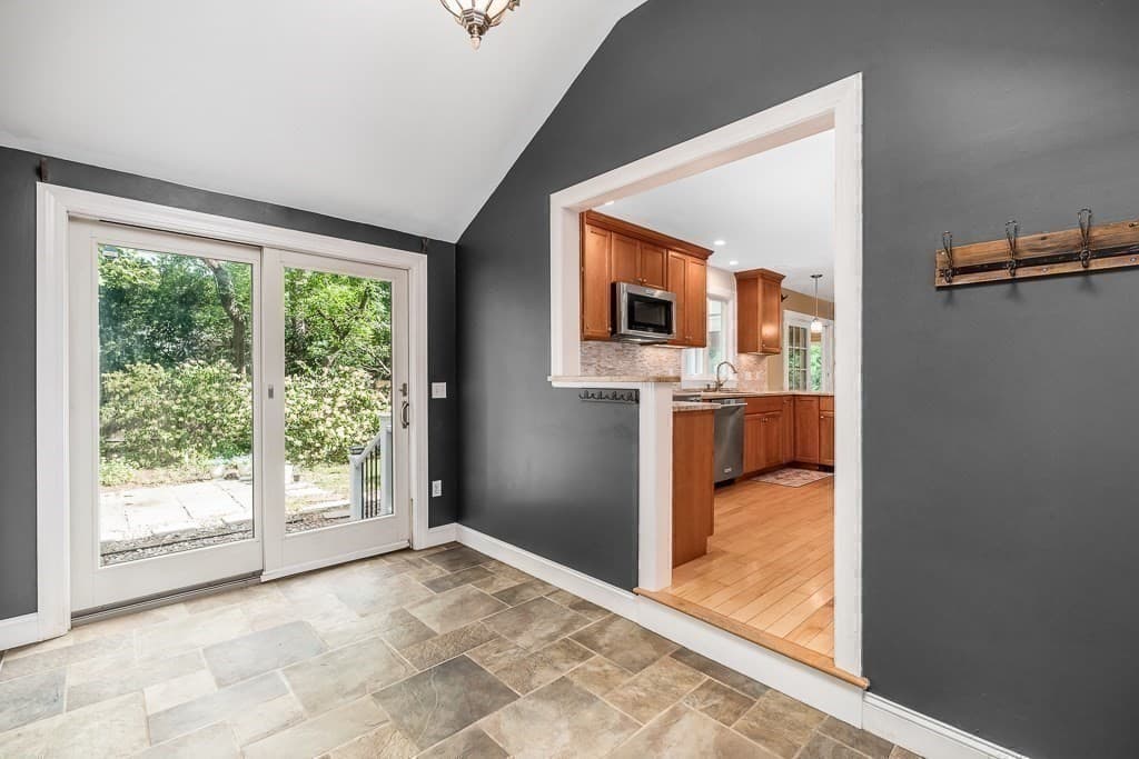 Single Family Residence at 10 Donegal Circle, Danvers MA 01923, Danvers, photo 21 of 29