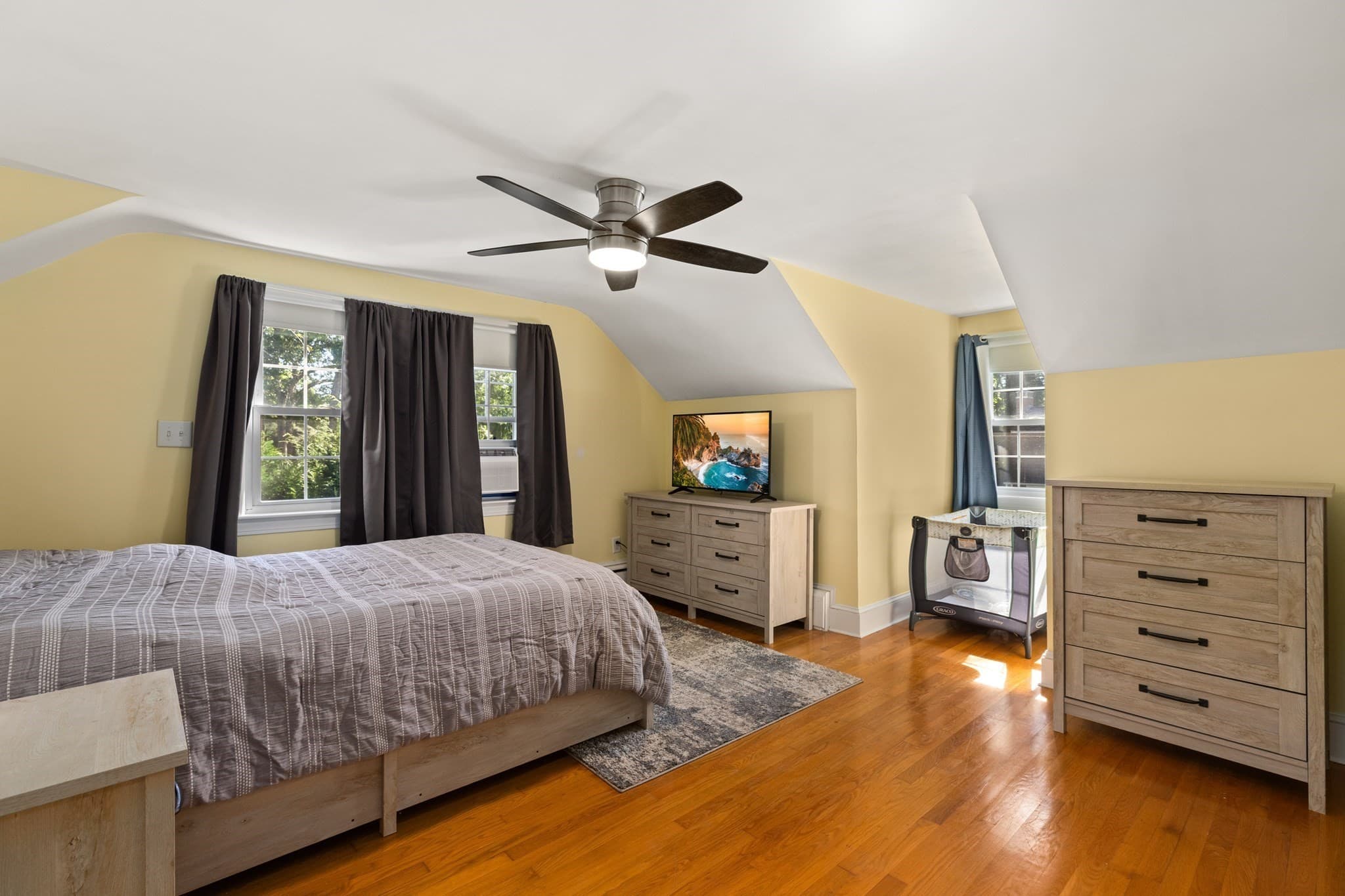Single Family Residence at 53 Eleanor St, Dartmouth MA 02747, Dartmouth, photo 23 of 35