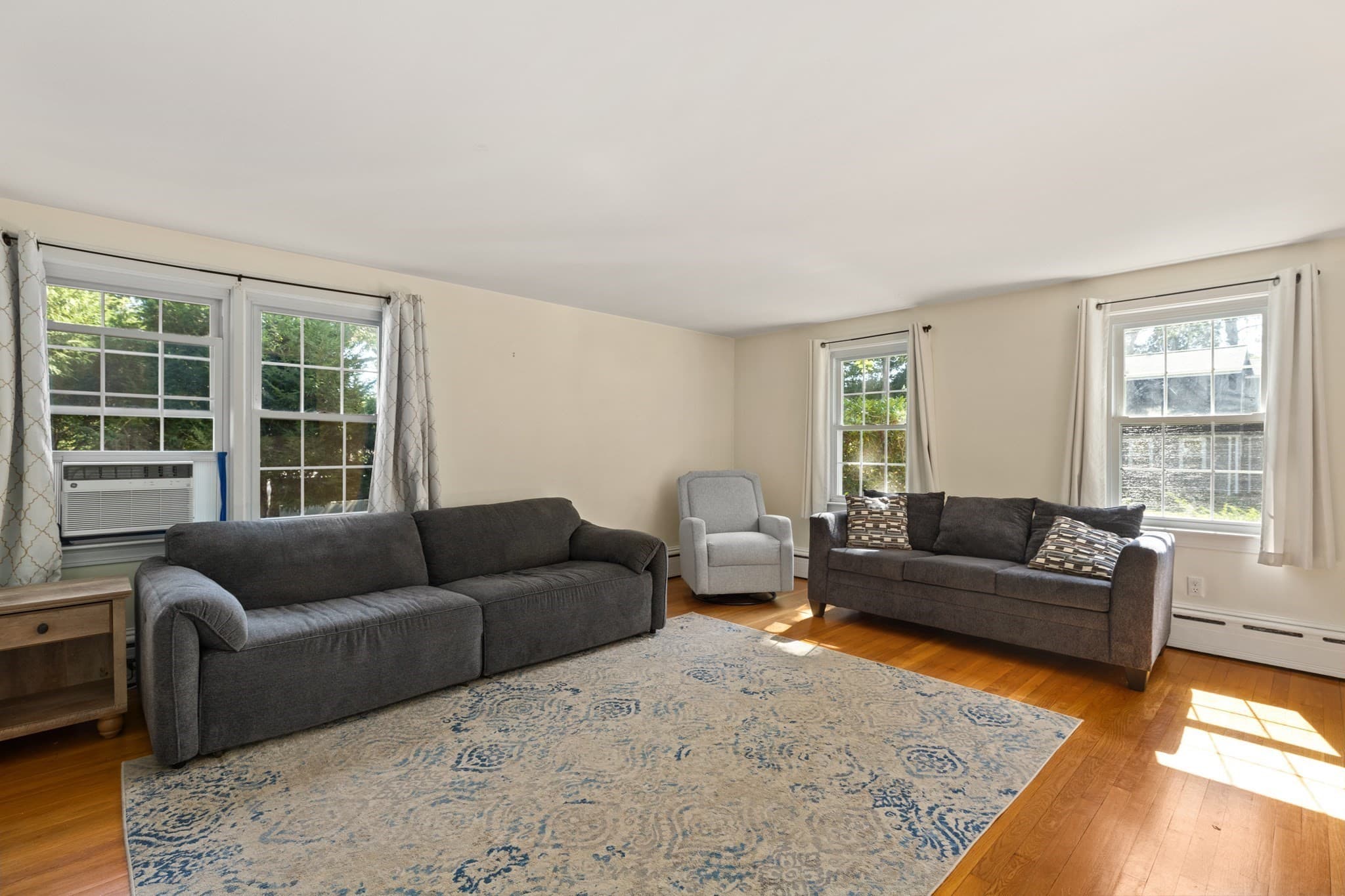 Single Family Residence at 53 Eleanor St, Dartmouth MA 02747, Dartmouth, photo 12 of 35