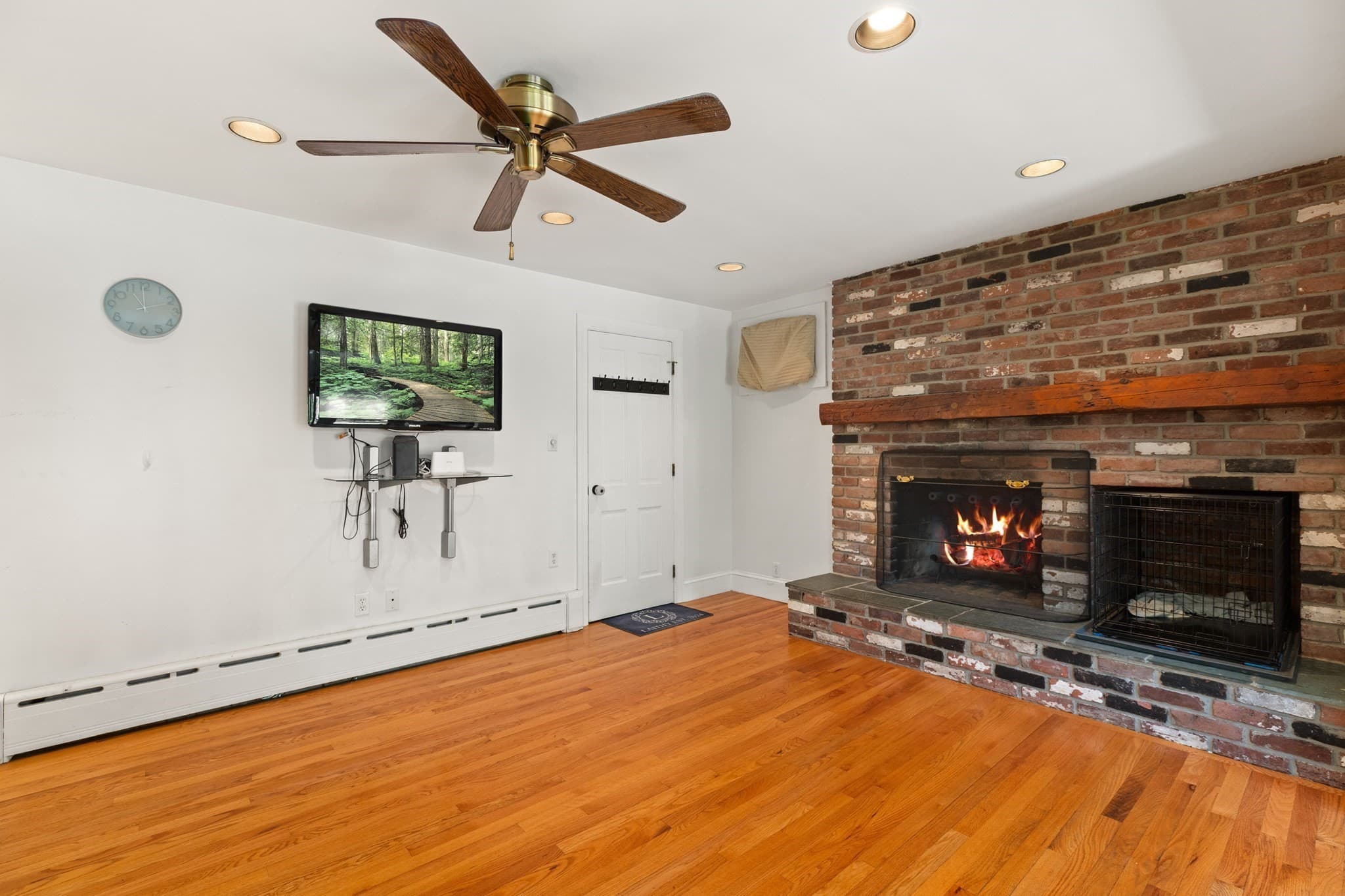 Single Family Residence at 53 Eleanor St, Dartmouth MA 02747, Dartmouth, photo 7 of 35