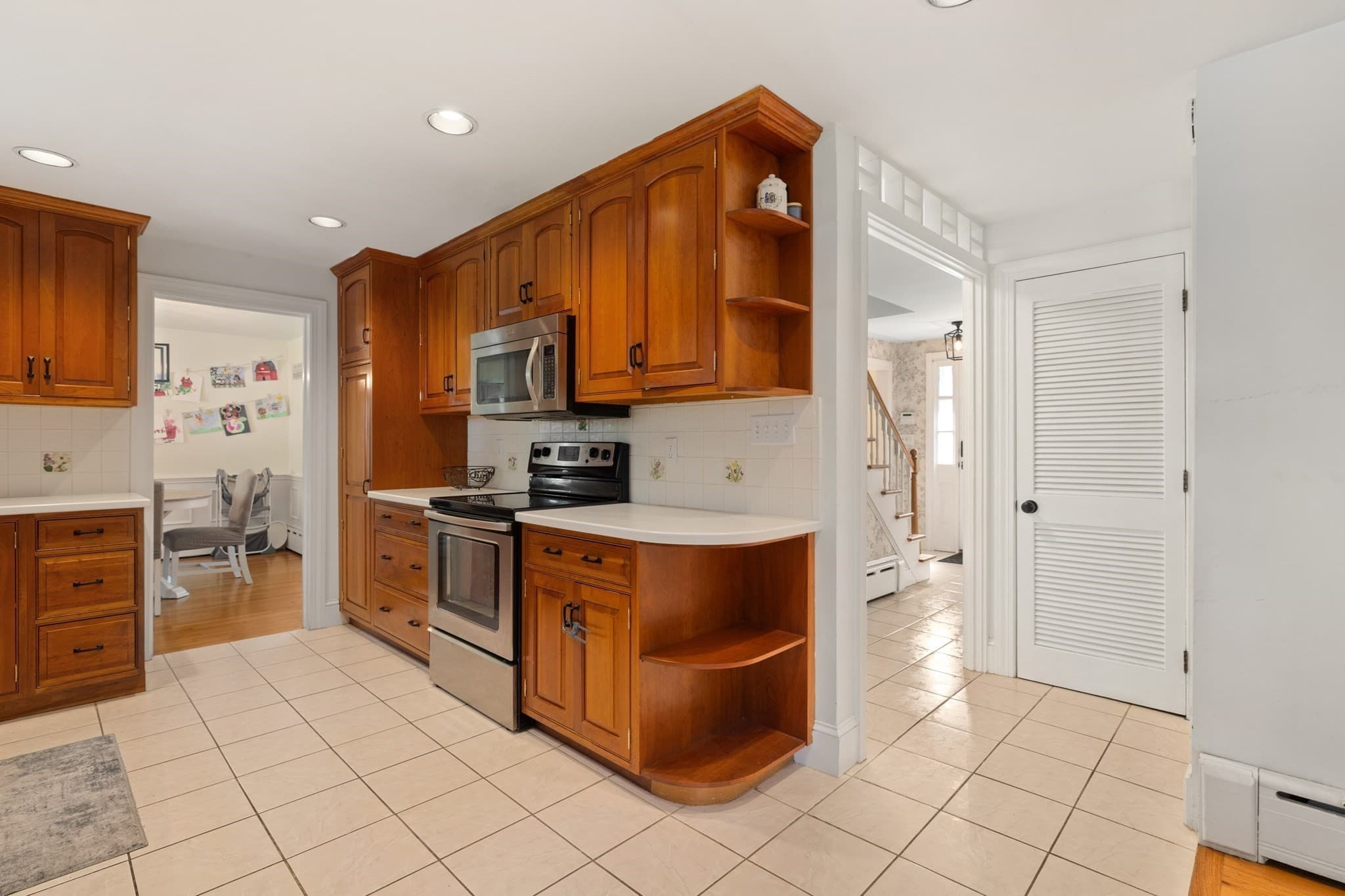 Single Family Residence at 53 Eleanor St, Dartmouth MA 02747, Dartmouth, photo 3 of 35