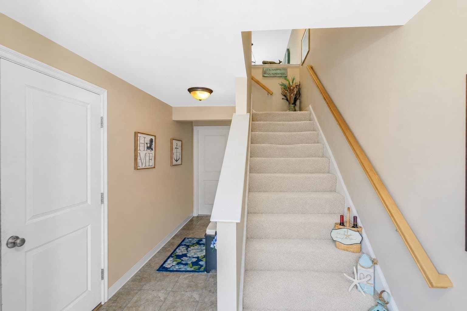 Condominium at 11 Partridge Ln # B, Salisbury MA 01952, Salisbury, photo 2 of 27
