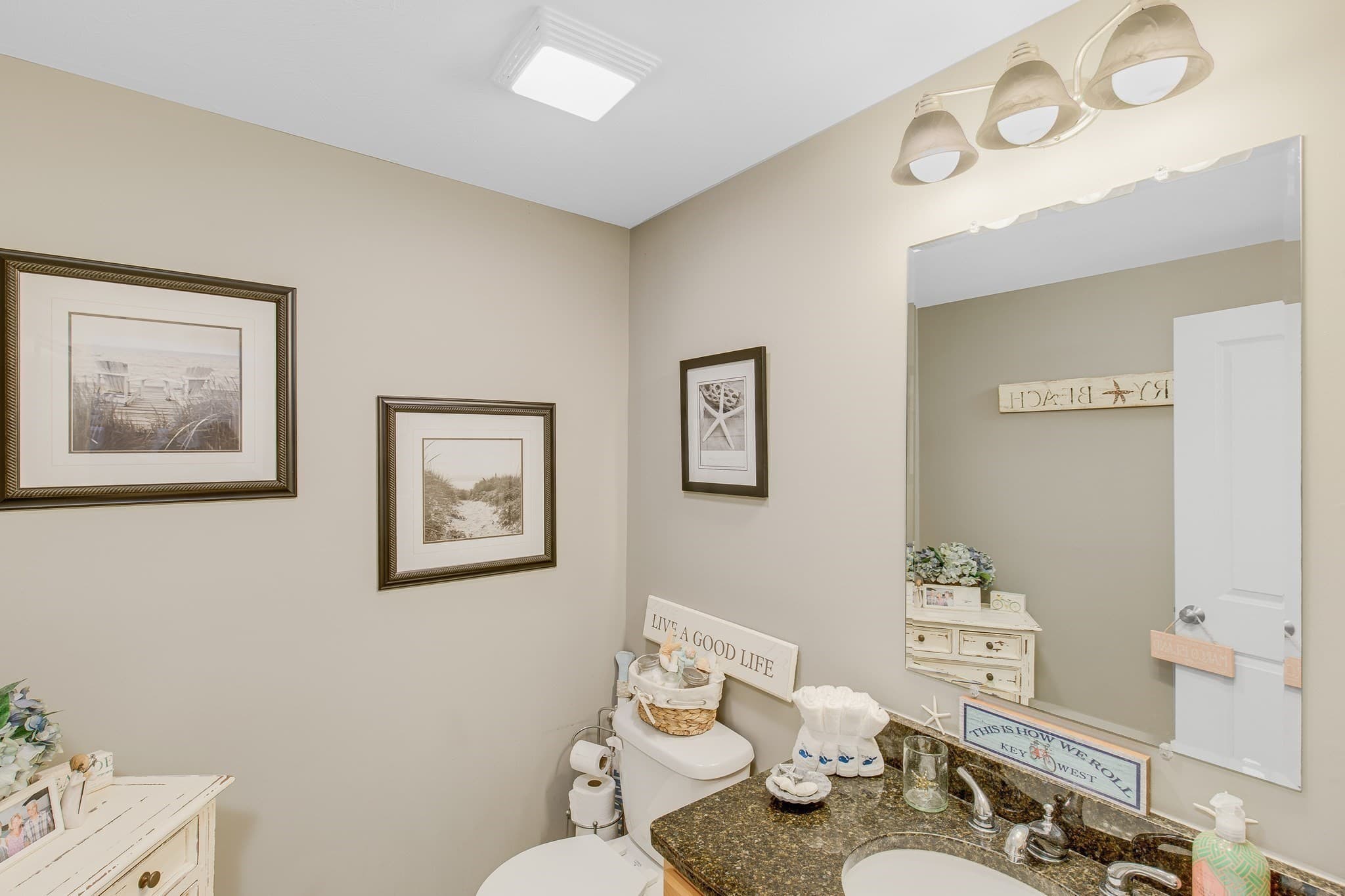 Condominium at 11 Partridge Ln # B, Salisbury MA 01952, Salisbury, photo 9 of 27