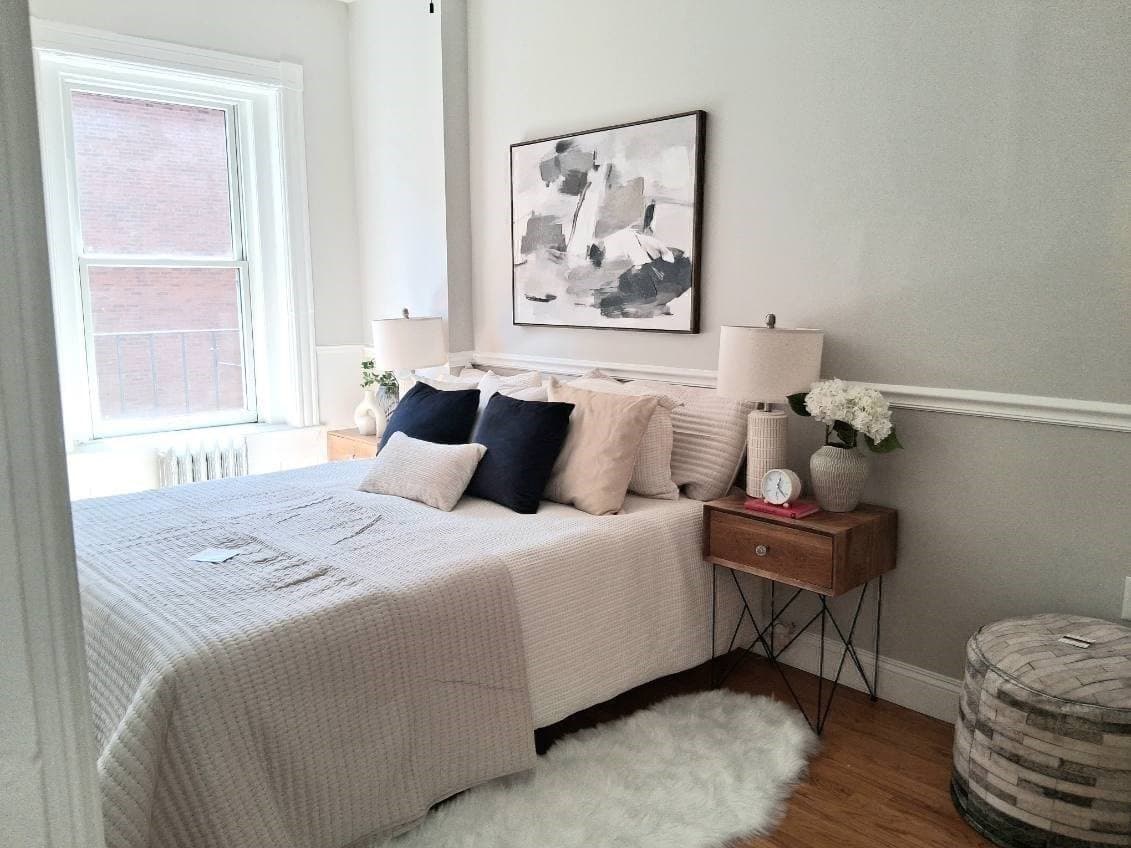 Condominium at 869 Beacon # 5, Boston MA 02215, photo 5 of 11
