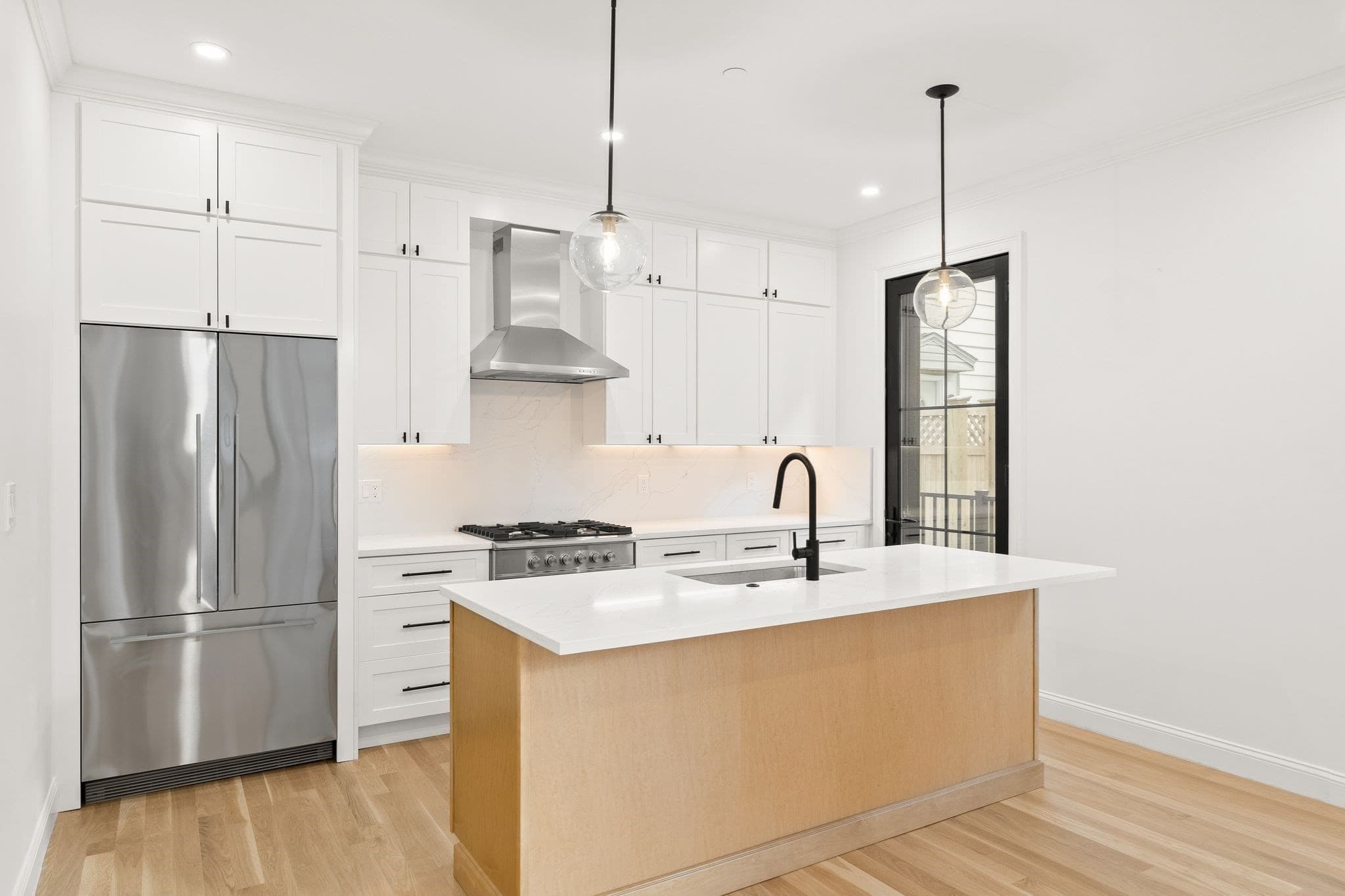 Condominium at 27 Shepard # 1, Boston MA 02135, photo 10 of 37