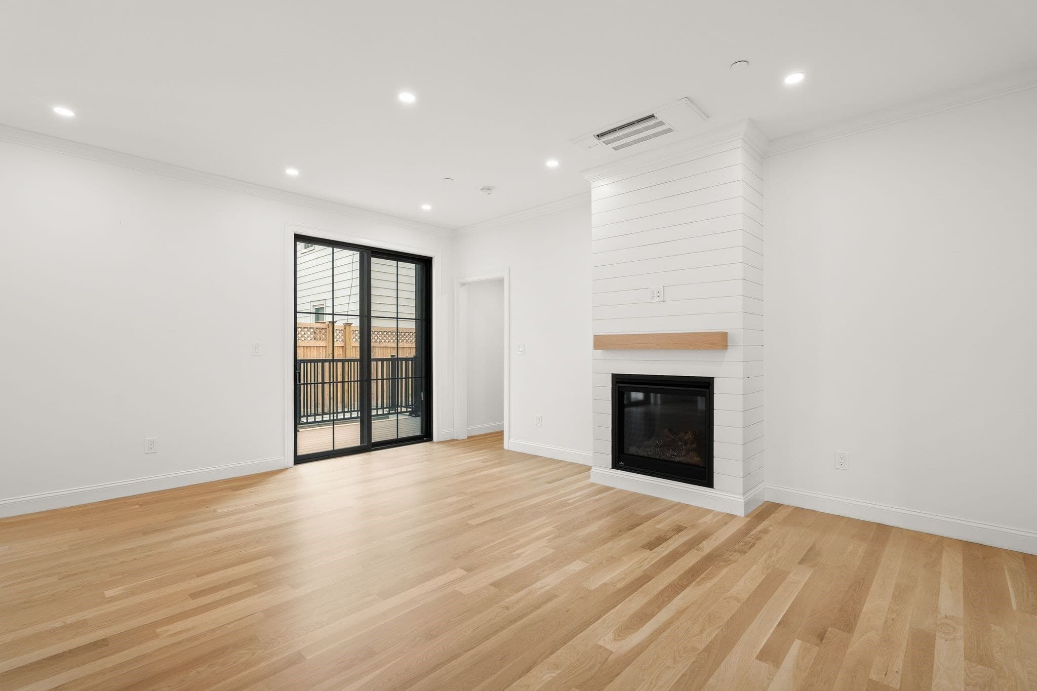 Condominium at 27 Shepard St # 3, Boston MA 02135, photo 7 of 38
