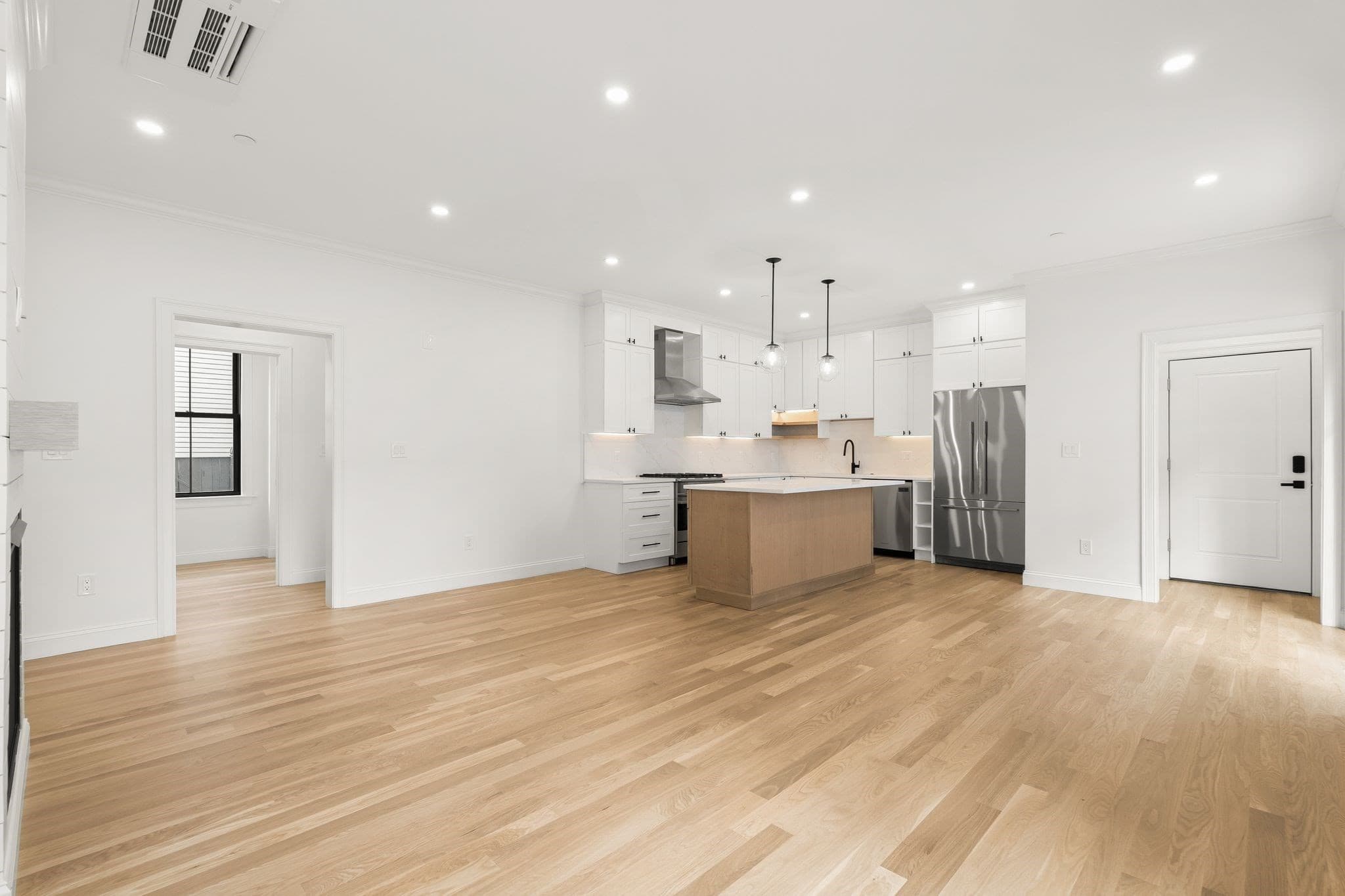 Condominium at 27 Shepard St # 3, Boston MA 02135, photo 9 of 38