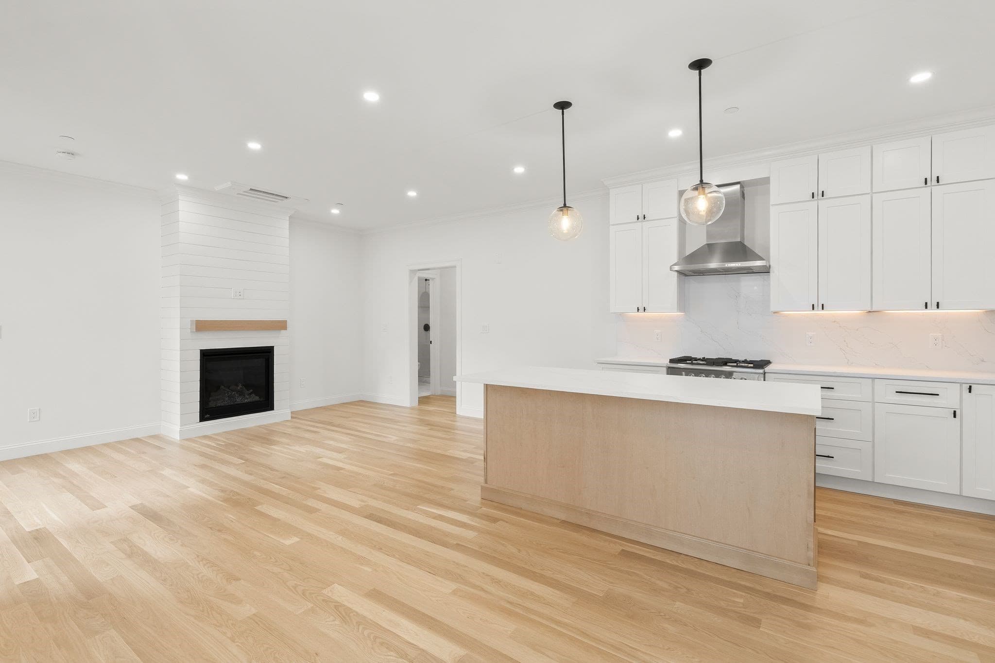 Condominium at 27 Shepard St # 3, Boston MA 02135, photo 15 of 38