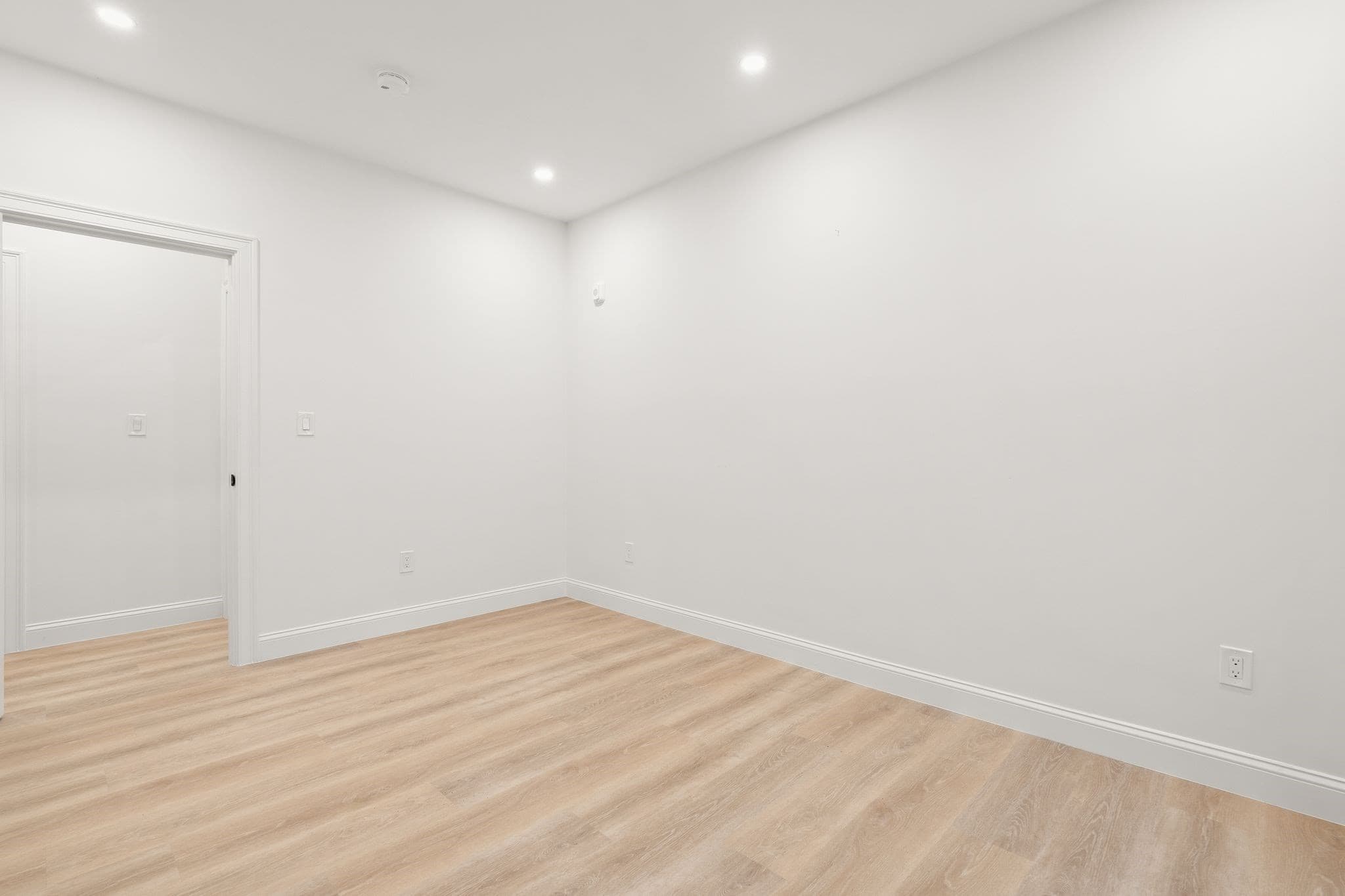 Condominium at 27 Shepard St # 3, Boston MA 02135, photo 31 of 38