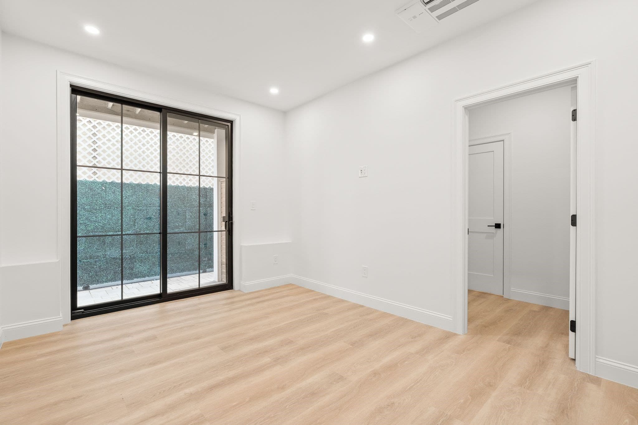 Condominium at 27 Shepard St # 3, Boston MA 02135, photo 29 of 38