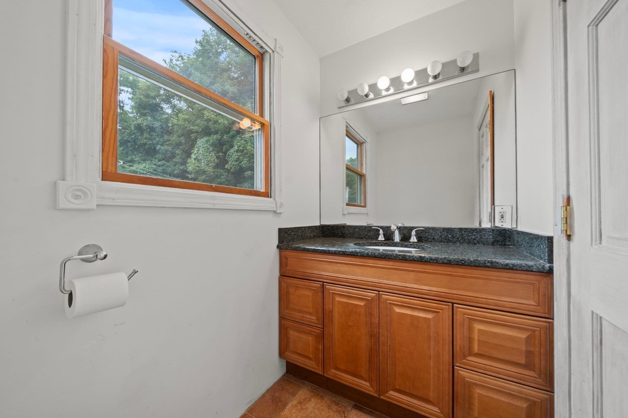 Single Family Residence at 119 Winn Street, Woburn MA 01801, Woburn, photo 34 of 35
