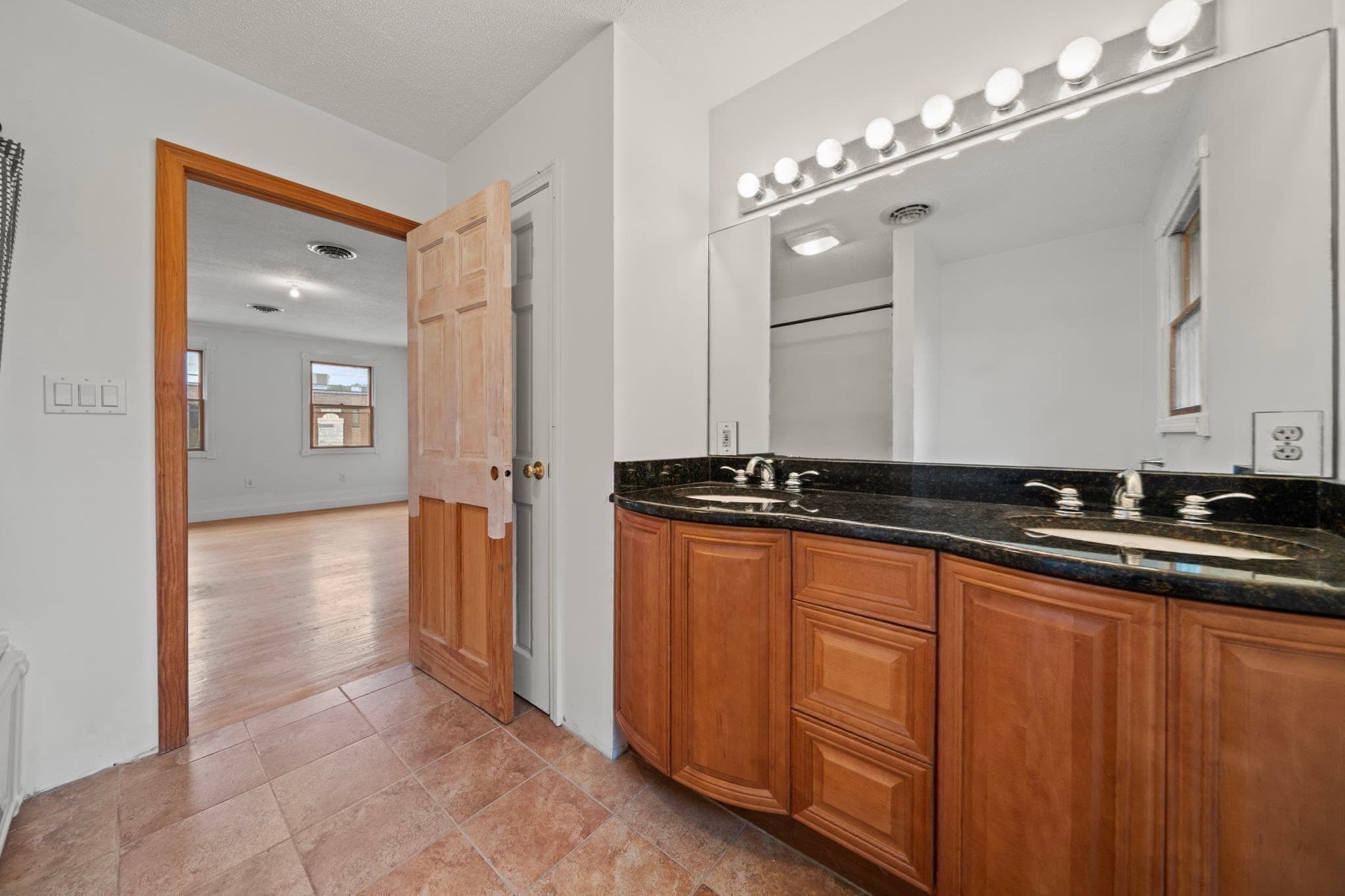 Single Family Residence at 119 Winn Street, Woburn MA 01801, Woburn, photo 29 of 35