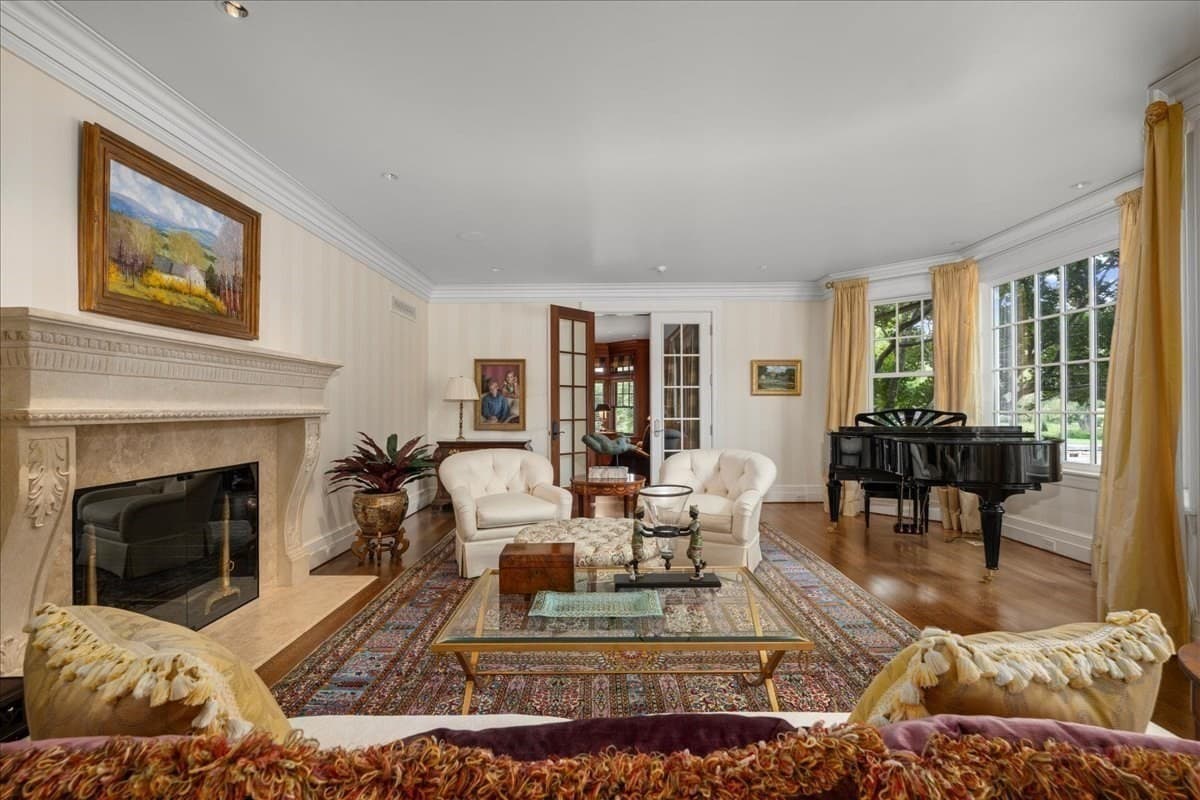 Single Family Residence at 31 Sears Rd, Southborough MA 01772, photo 6 of 42