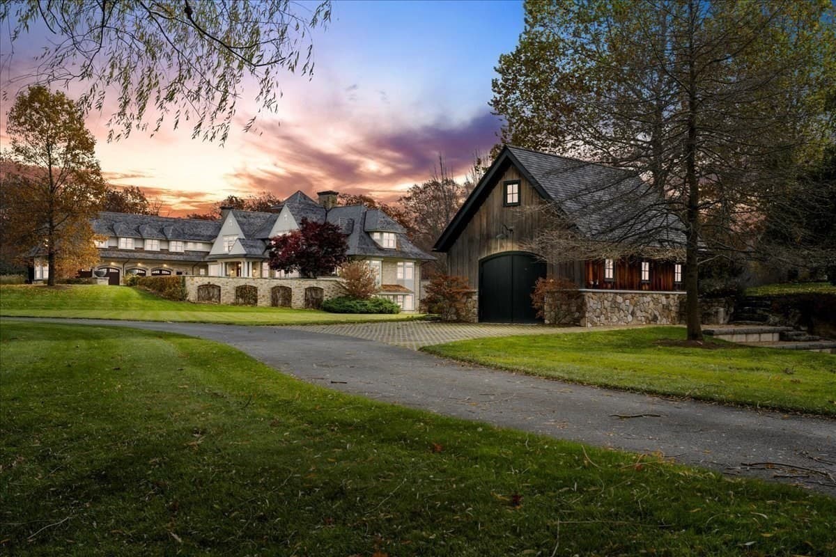 Single Family Residence at 31 Sears Rd, Southborough MA 01772, photo 3 of 42