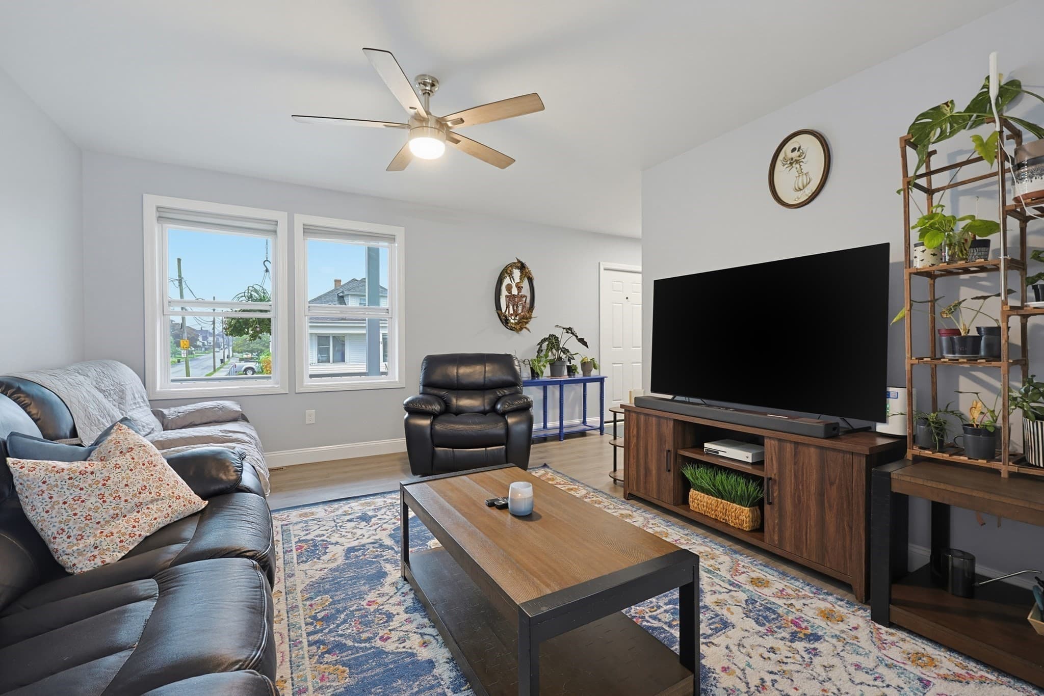 Single Family Residence at 96 Carter Ave, Pawtucket RI 02861, Pawtucket, photo 14 of 39