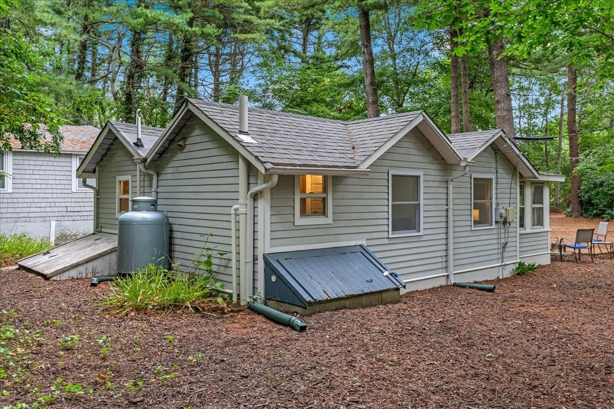 Single Family Residence at 207 Bartlett Rd, Plymouth MA 02360, Plymouth, photo 30 of 36