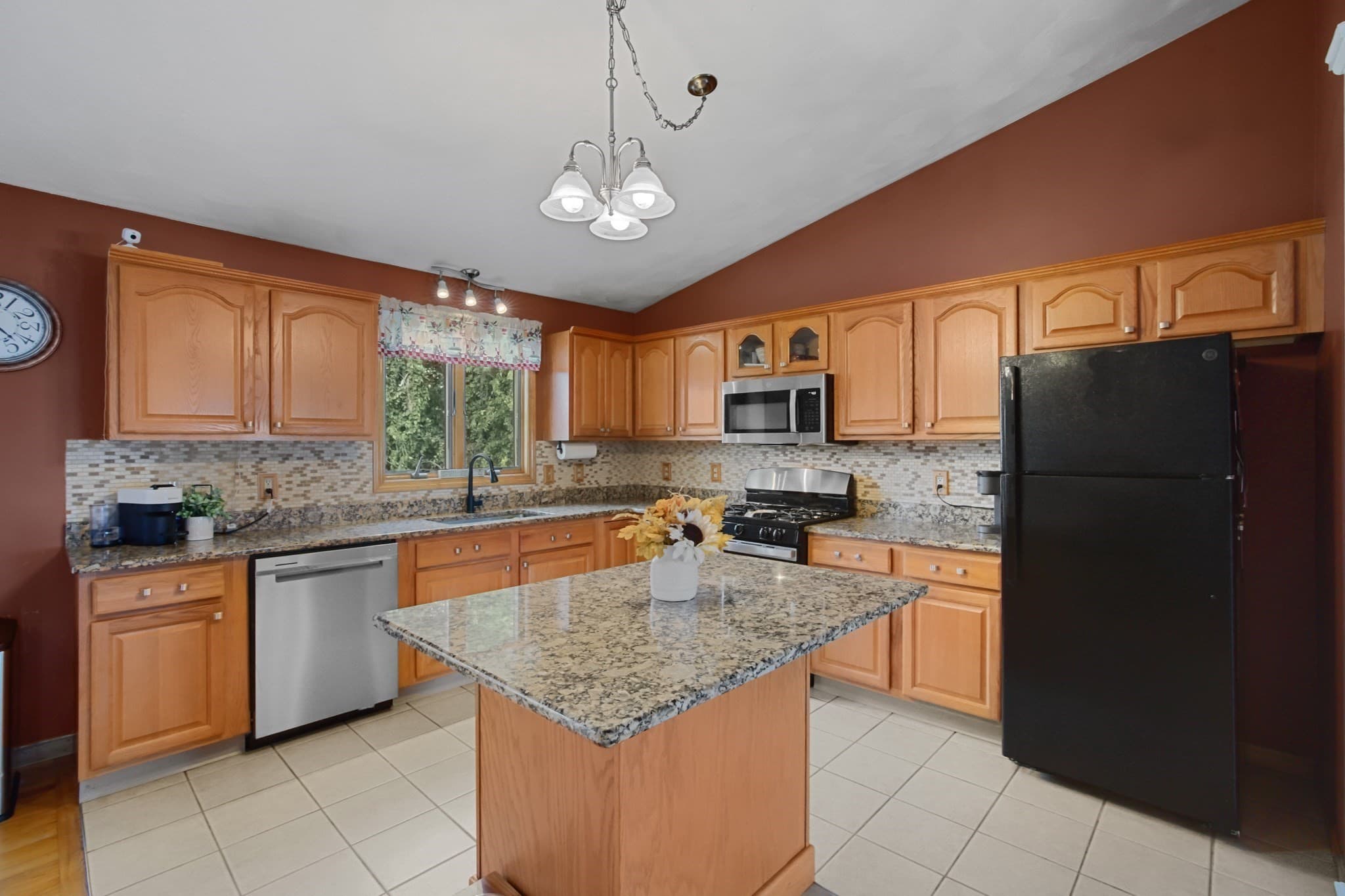 Single Family Residence at 52 Family Dr, Fall River MA 02721, Fall River, photo 7 of 42