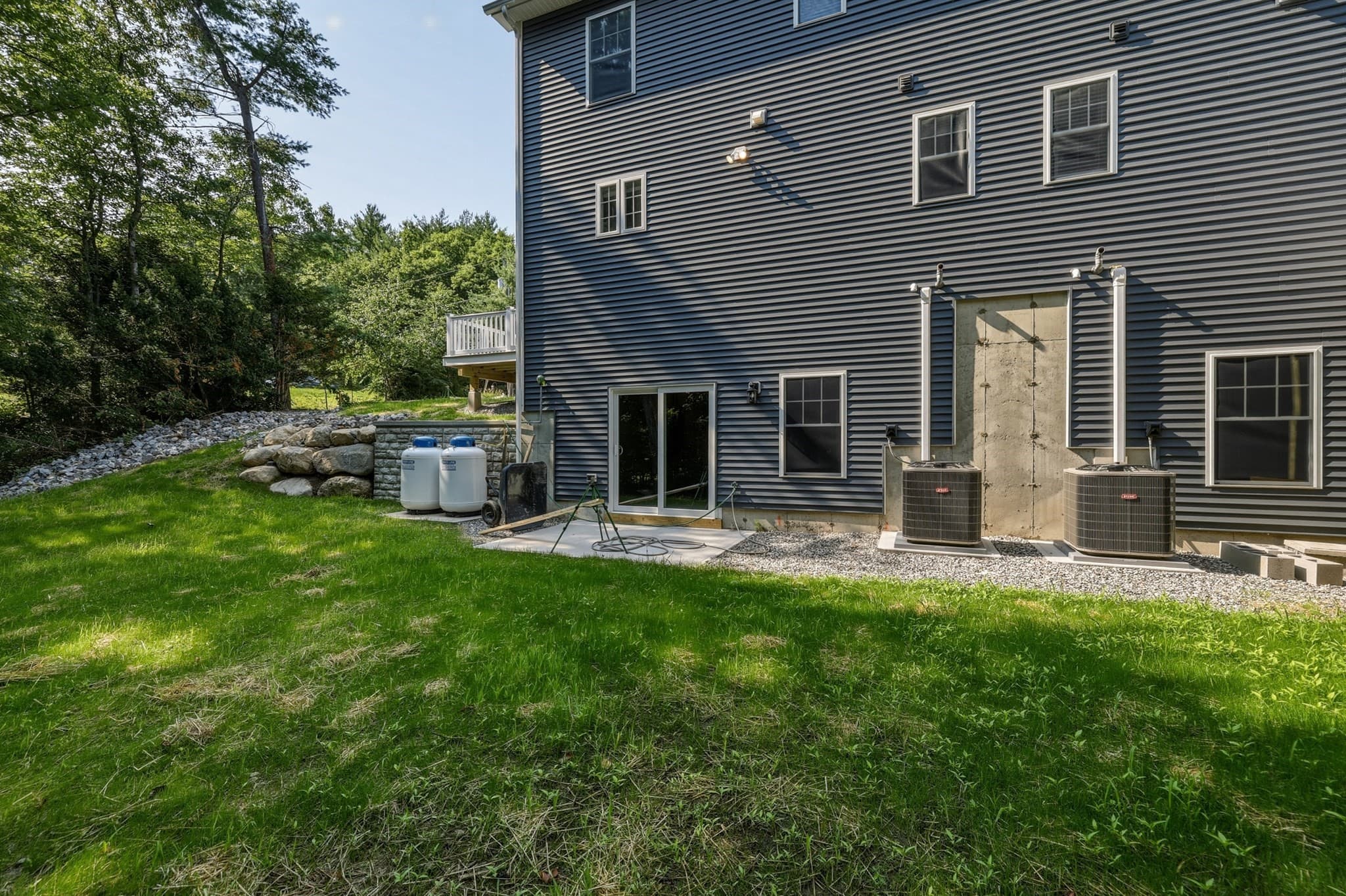 Condominium at 16 Gunn Rd. Ext # B, Southampton MA 01073, Southampton, photo 4 of 34