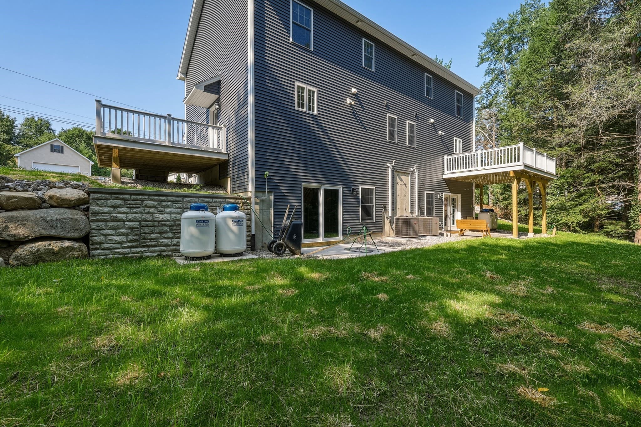 Condominium at 16 Gunn Rd. Ext # B, Southampton MA 01073, Southampton, photo 8 of 34