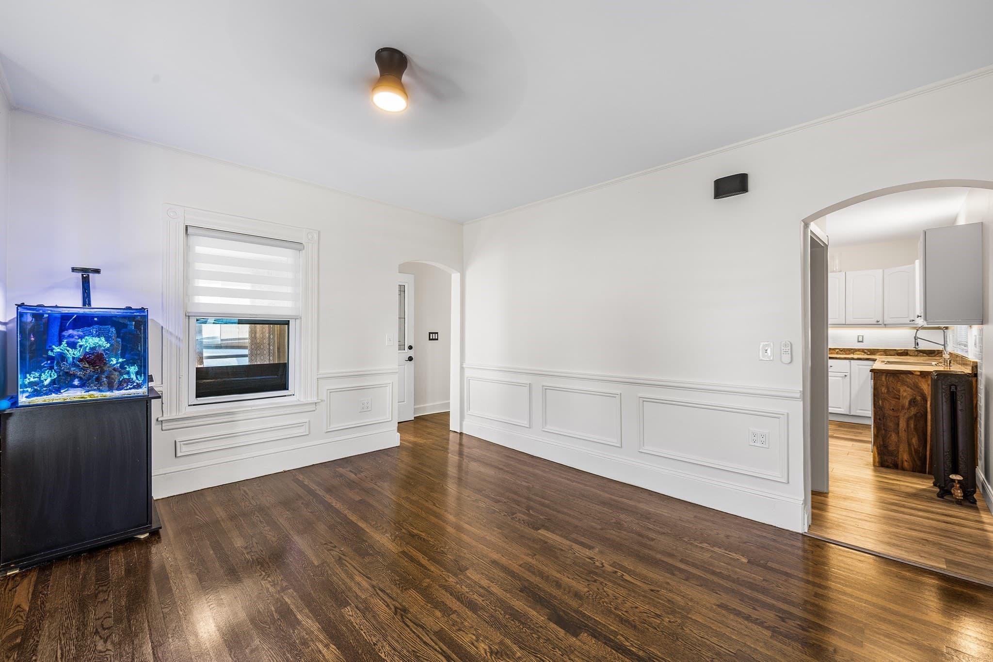 Single Family Residence at 294 Eastern Ave, Lynn MA 01902, Lynn, photo 8 of 39
