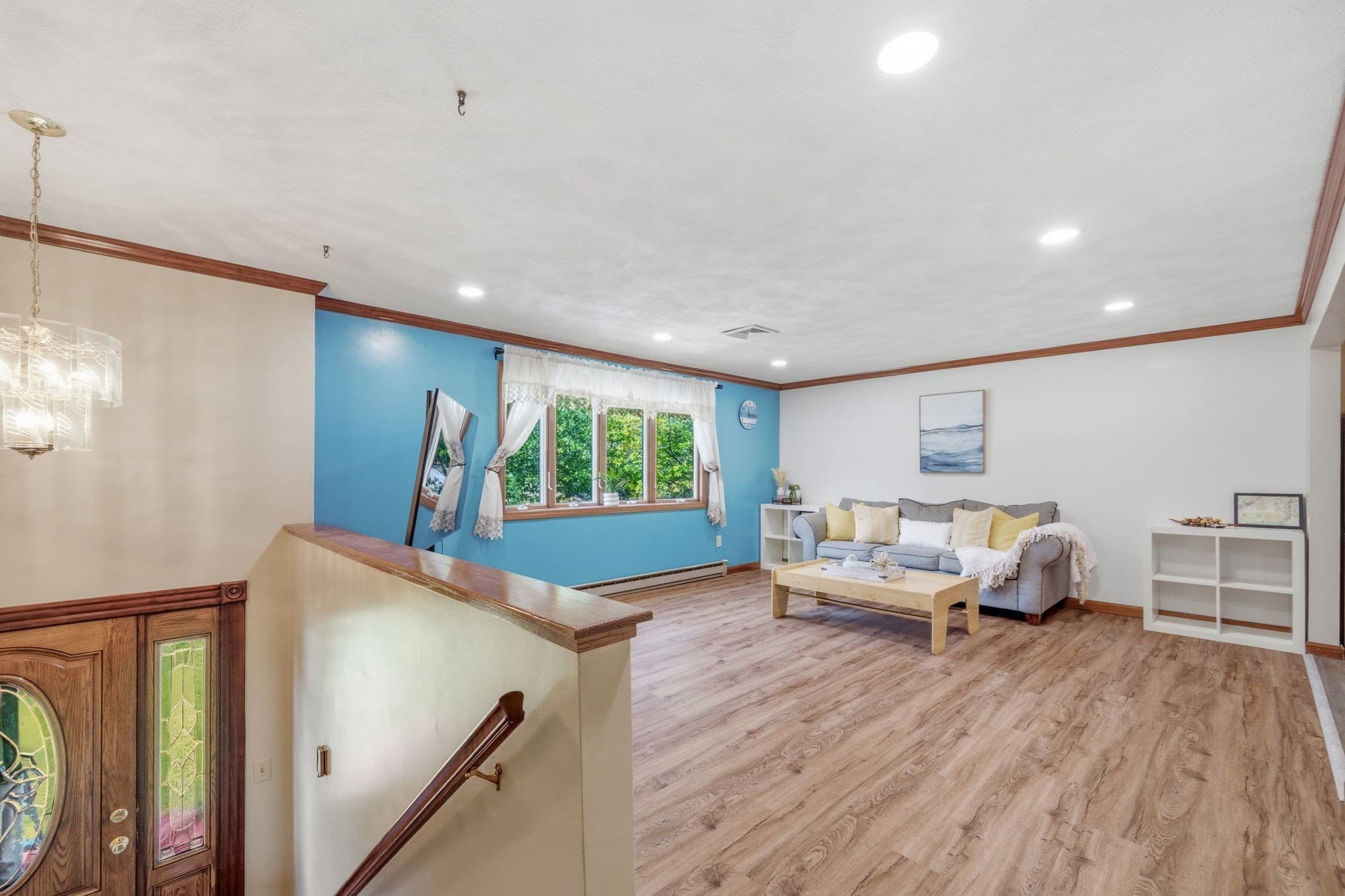 Single Family Residence at 25 Oak Ridge Way, Shrewsbury MA 01545, Shrewsbury, photo 3 of 35