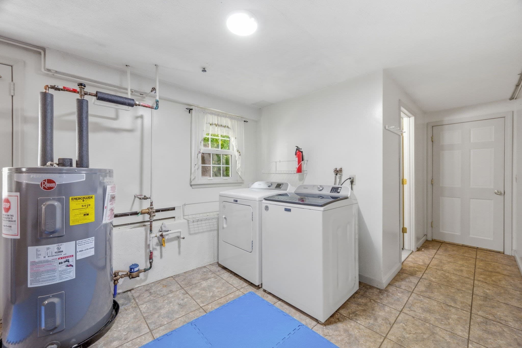 Single Family Residence at 25 Oak Ridge Way, Shrewsbury MA 01545, Shrewsbury, photo 28 of 35