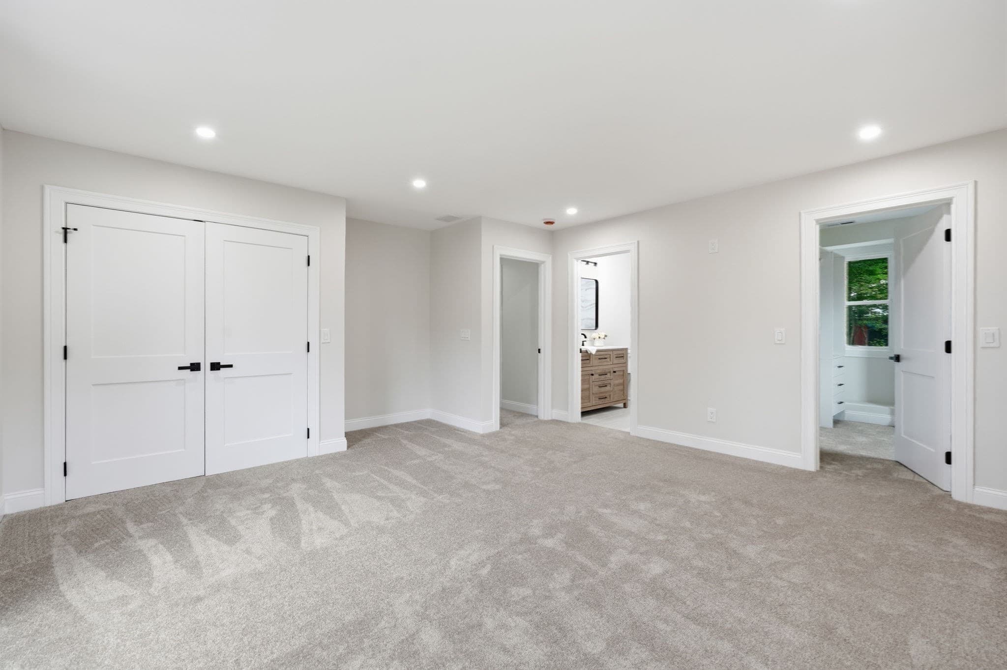 Single Family Residence at 19 Linwood Dr, Wilbraham MA 01095, Wilbraham, photo 20 of 42