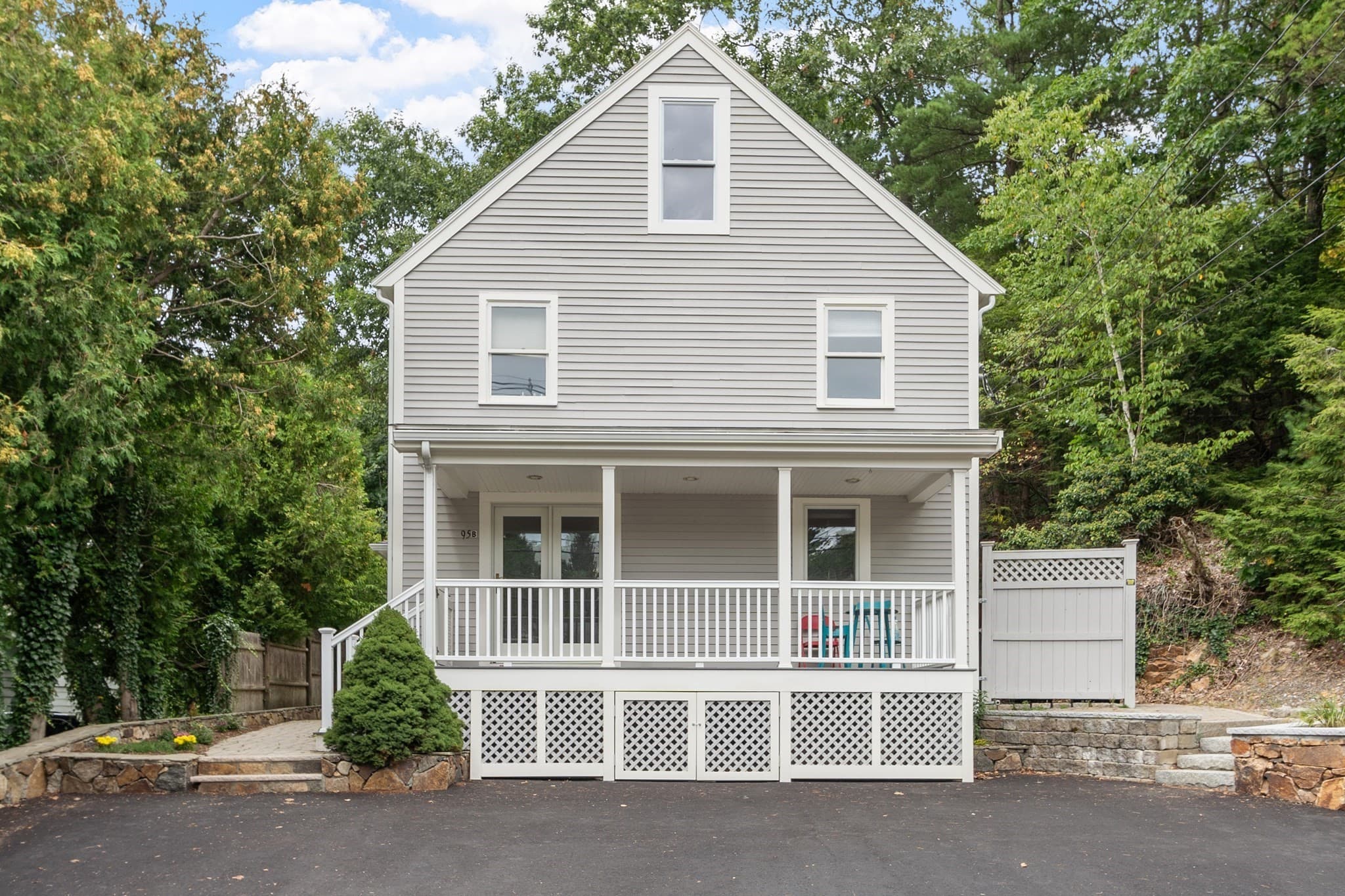 95 Pine St # A, Manchester MA 01944