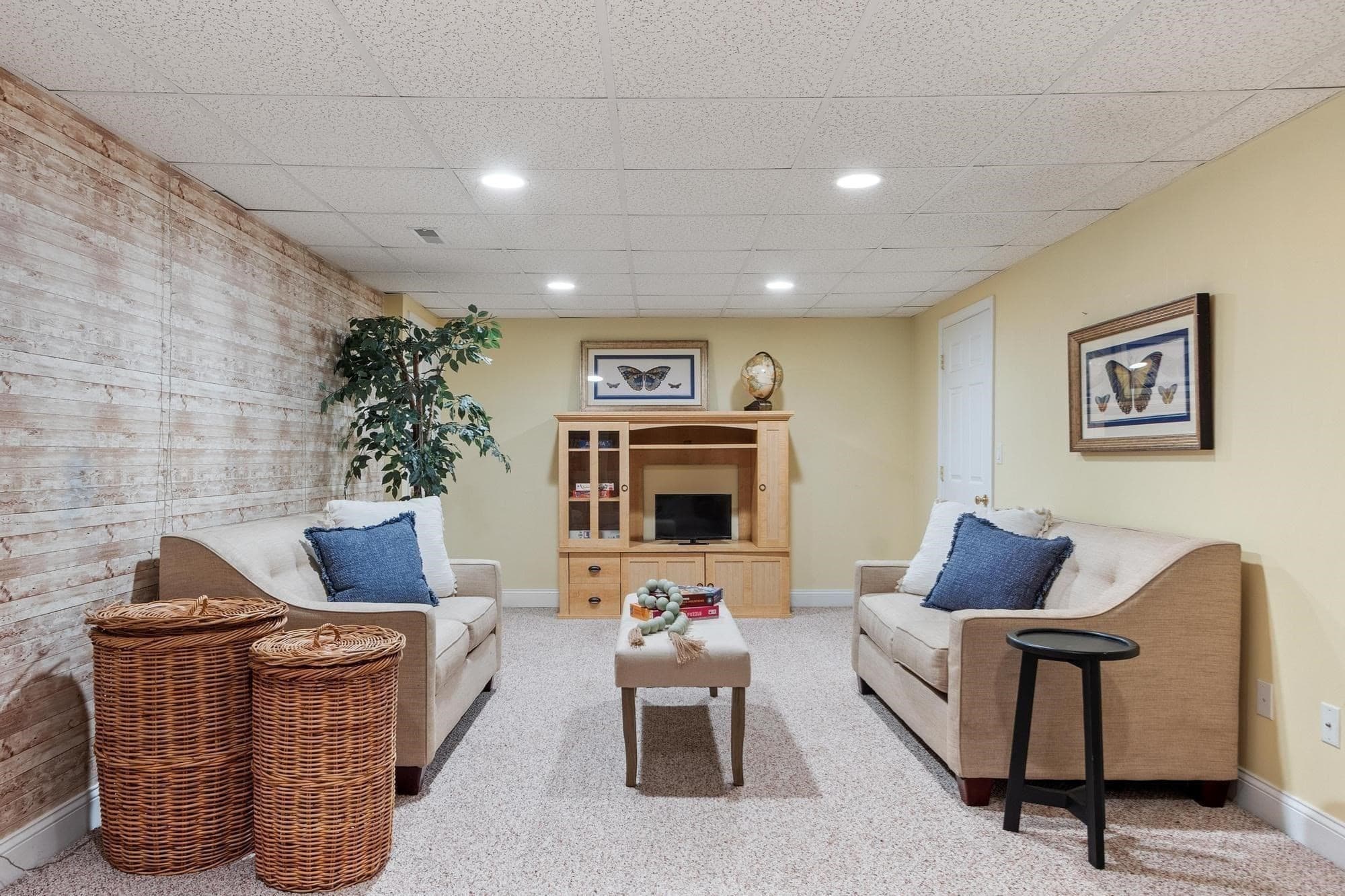 Single Family Residence at 160 Groton Rd, Westford MA 01886, Westford, photo 27 of 36