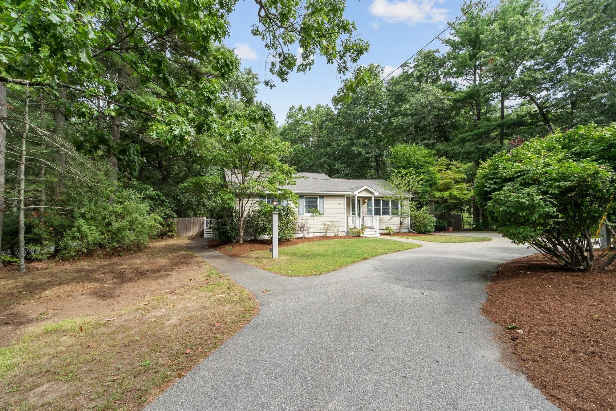 Single Family Residence at 160 Groton Rd, Westford MA 01886, Westford, photo 2 of 36