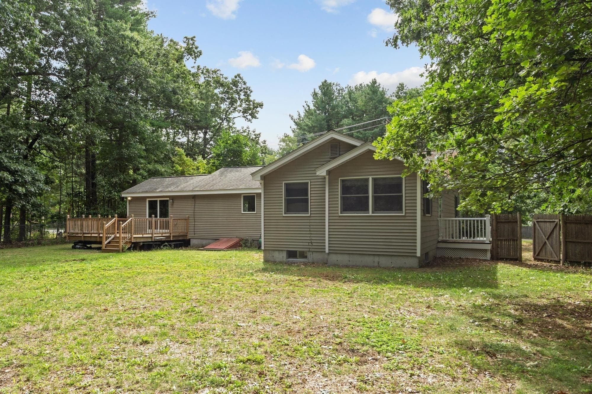 Single Family Residence at 160 Groton Rd, Westford MA 01886, Westford, photo 32 of 36