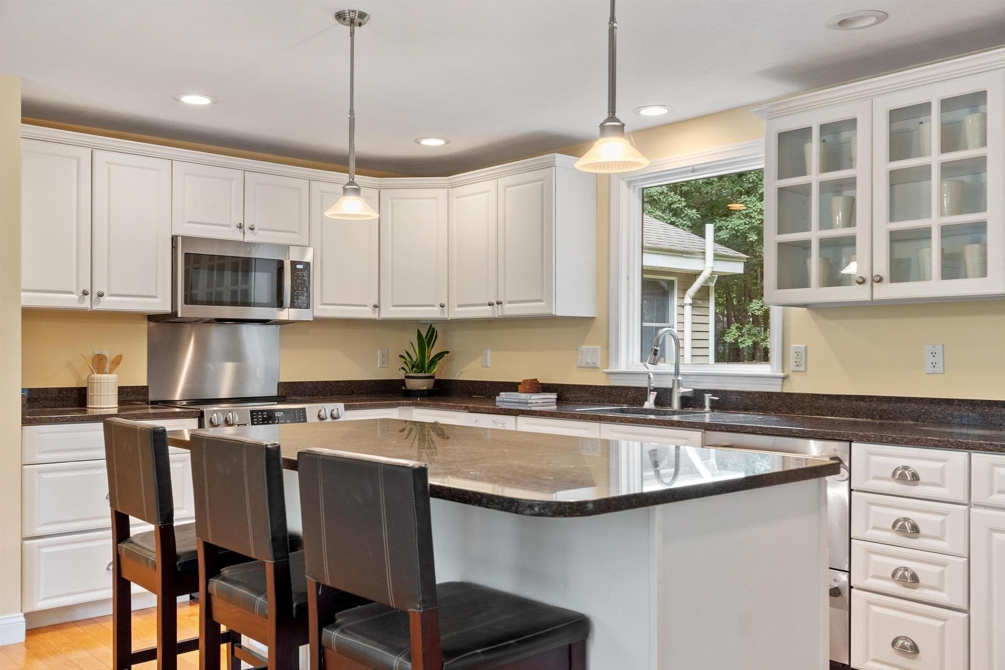 Single Family Residence at 160 Groton Rd, Westford MA 01886, Westford, photo 9 of 36