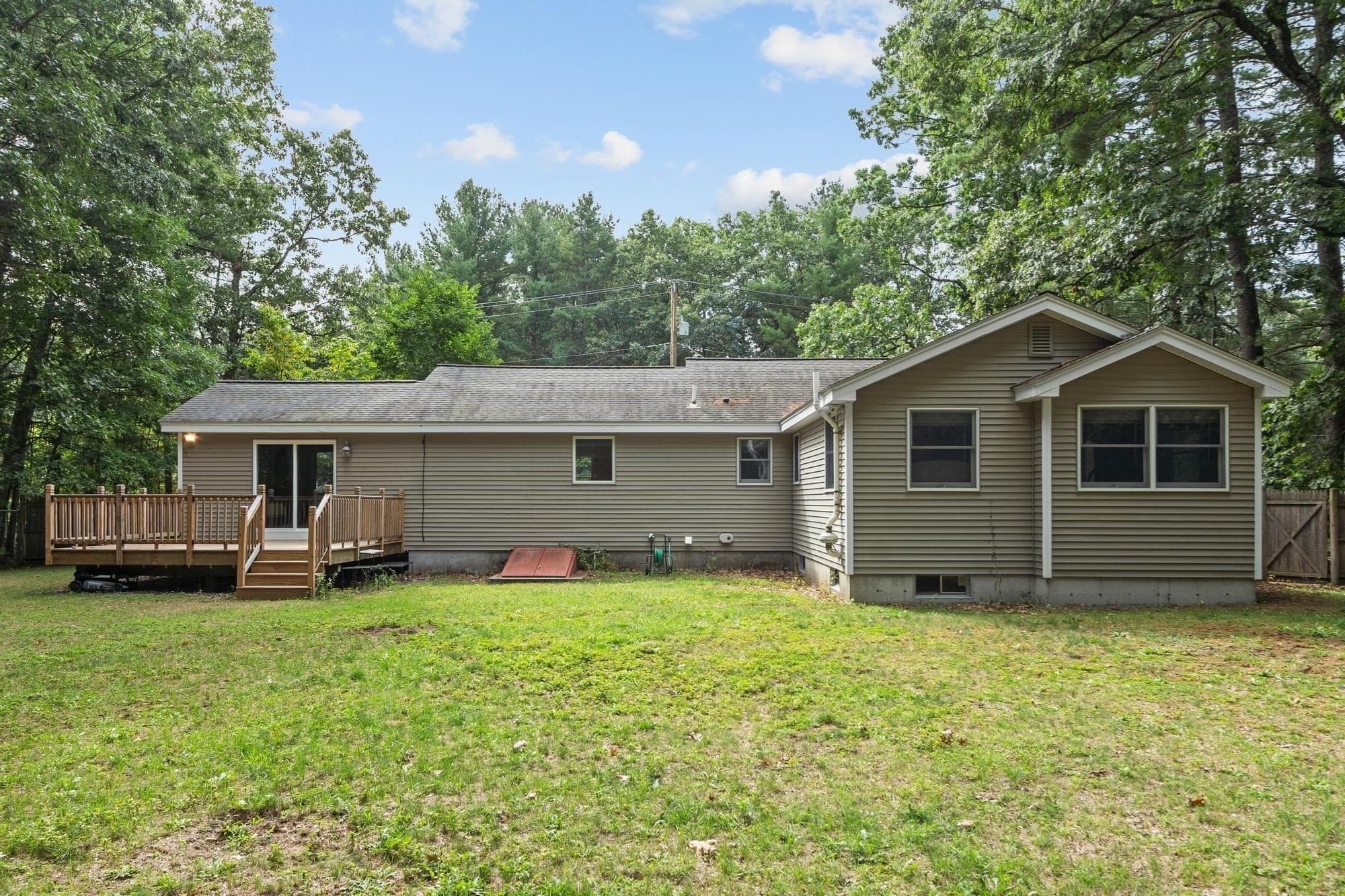 Single Family Residence at 160 Groton Rd, Westford MA 01886, Westford, photo 33 of 36