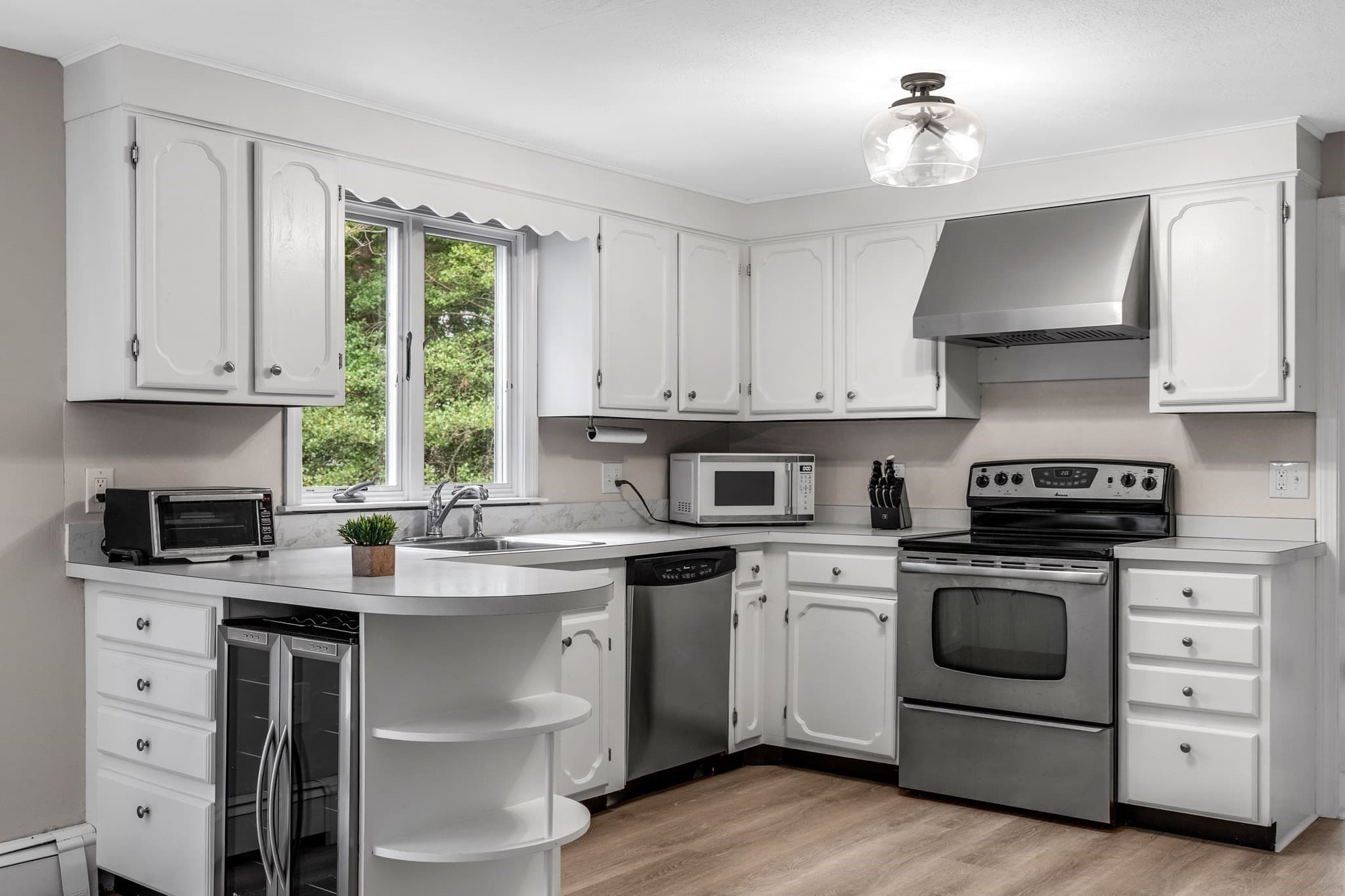 Single Family Residence at 26 Old Coach Rd, Cohasset MA 02025, Cohasset, photo 2 of 40