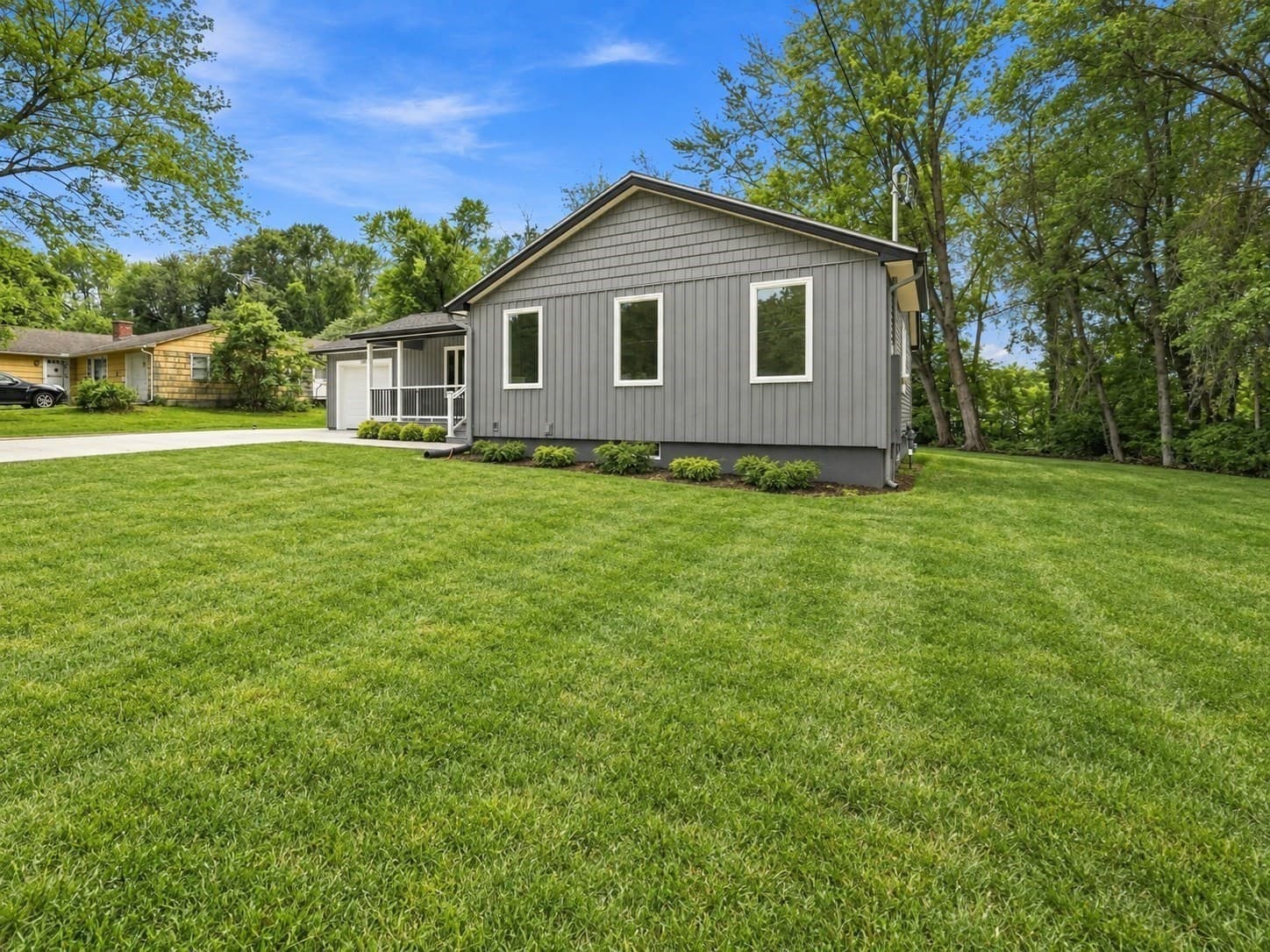 Single Family Residence at 110 Mountain View St, South Hadley MA 01075, South Hadley, photo 3 of 42