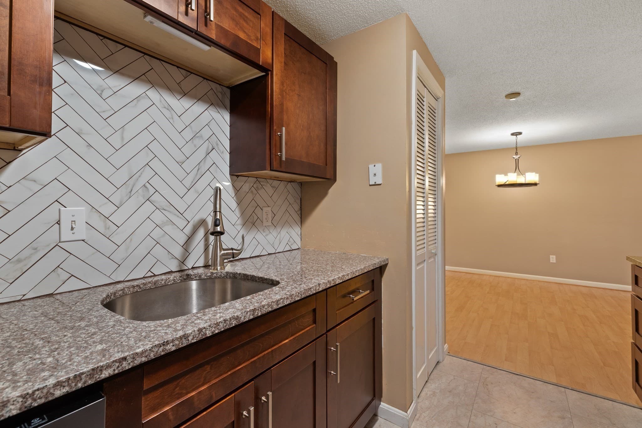 Condominium at 106 Heritage Dr # 106, Northbridge MA 01588, Northbridge, photo 9 of 30