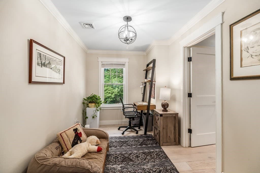 Condominium at 582R Hale # 1, Beverly MA 01915, Beverly, photo 17 of 31