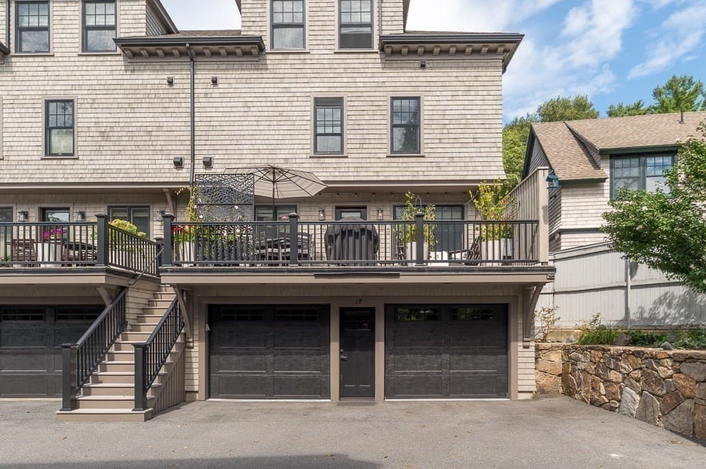 Condominium at 582R Hale # 1, Beverly MA 01915, Beverly, photo 24 of 31