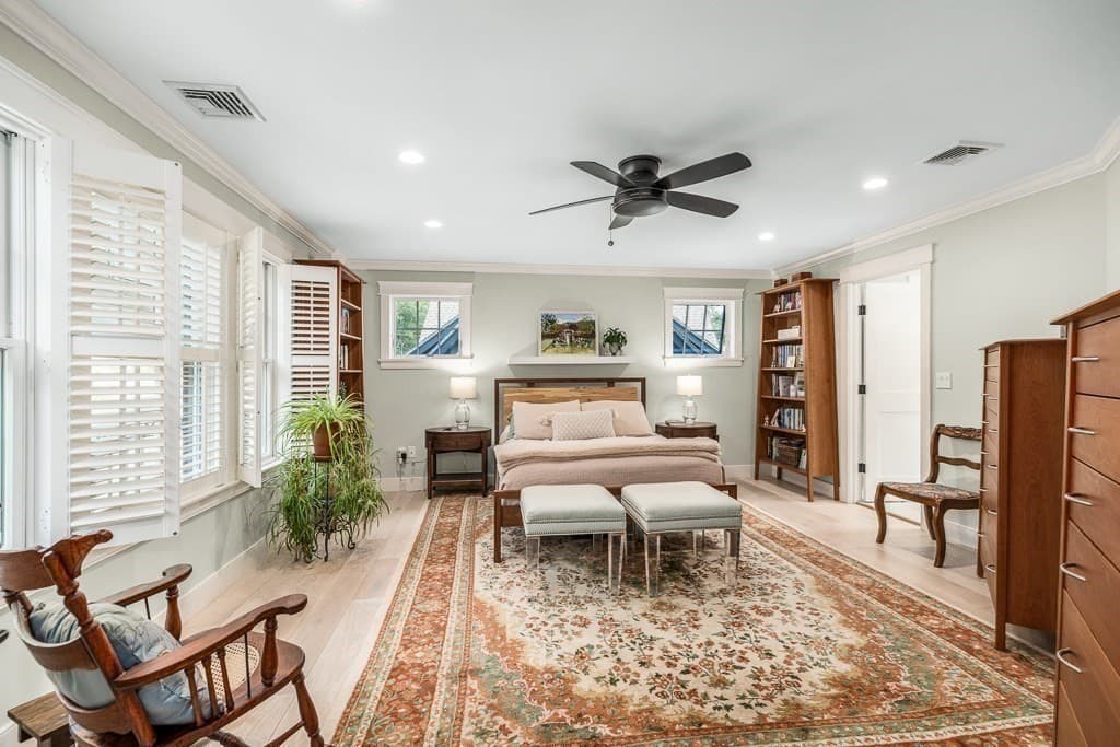 Condominium at 582R Hale # 1, Beverly MA 01915, Beverly, photo 11 of 31
