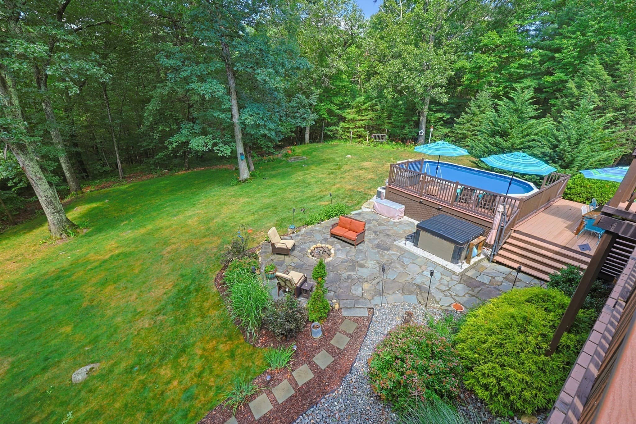 Single Family Residence at 245 Albee Road, Uxbridge MA 01569, Uxbridge, photo 37 of 42