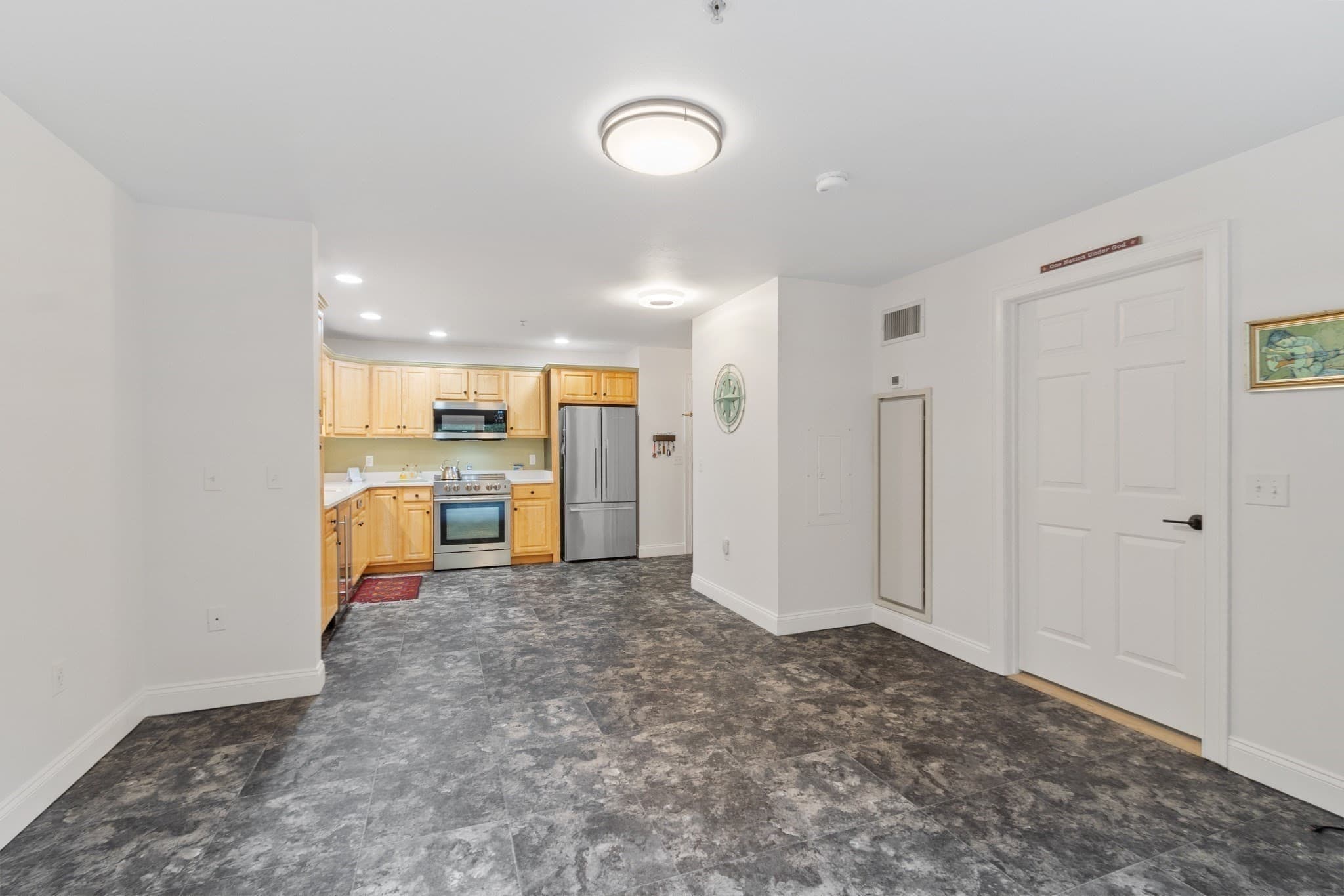 Condominium at 135 Beach Road # B207, Salisbury MA 01952, Salisbury, photo 14 of 38