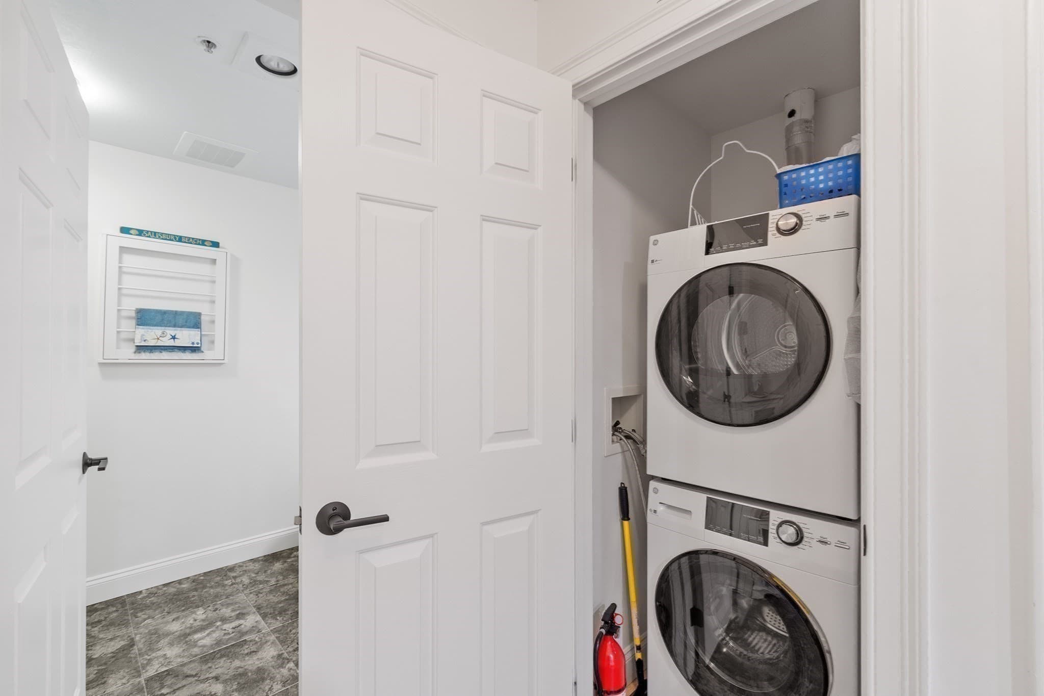 Condominium at 135 Beach Road # B207, Salisbury MA 01952, Salisbury, photo 15 of 38