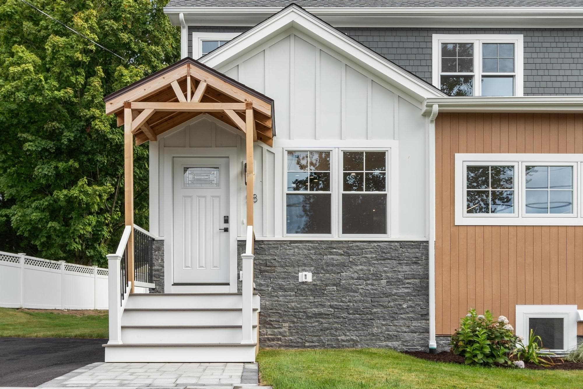 58 Neillian Street # 58, Bedford MA 01730