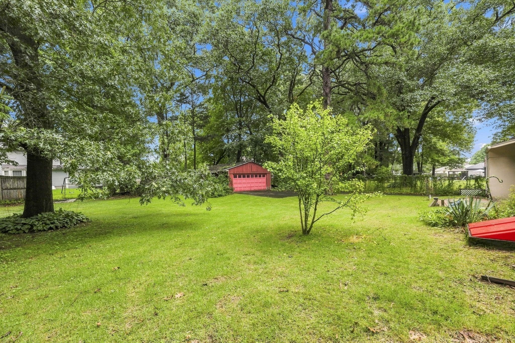 Single Family Residence at 36 Silver Lake Dr, Agawam MA 01001, Agawam, photo 36 of 40