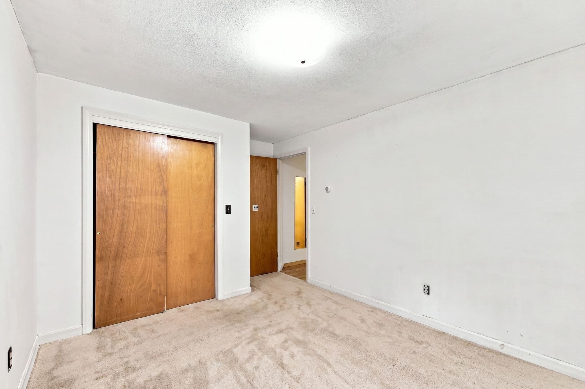 Single Family Residence at 36 Silver Lake Dr, Agawam MA 01001, Agawam, photo 21 of 40
